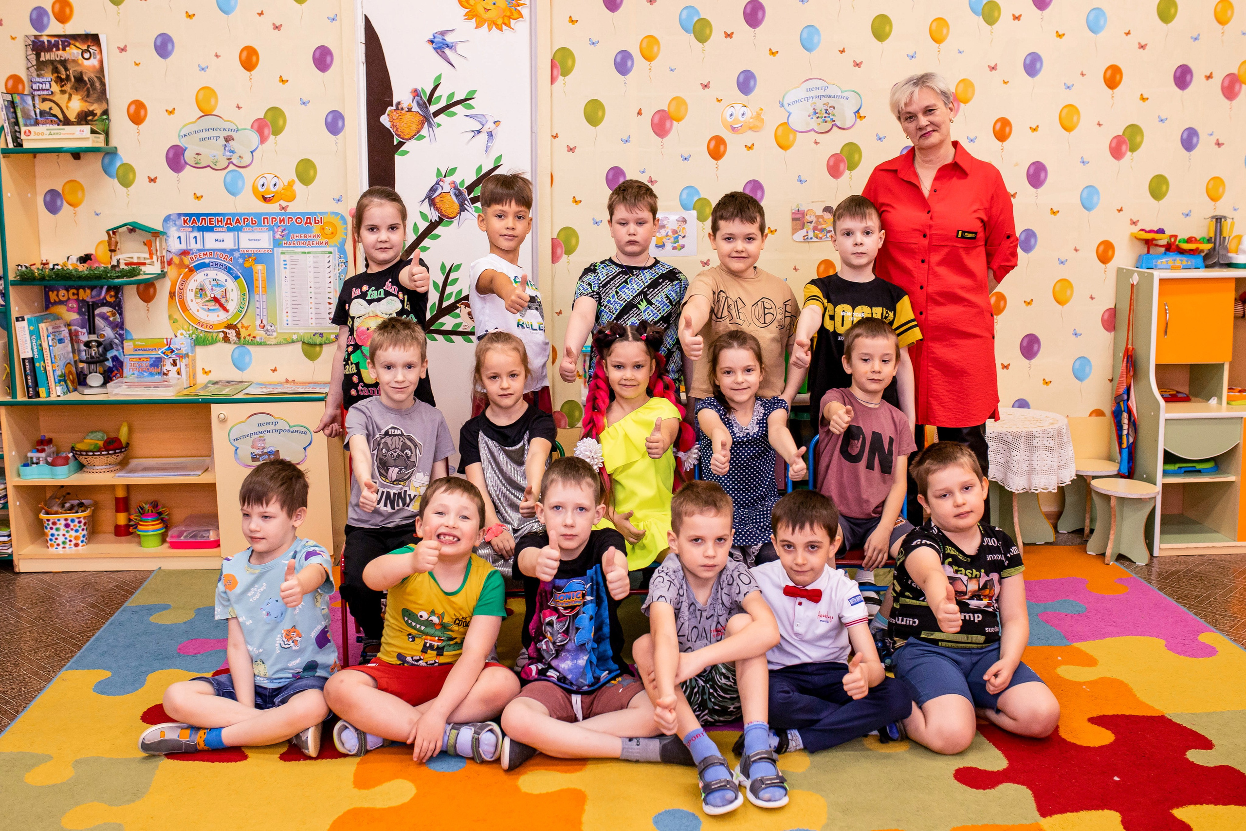 Выпускница Милена с группой. Семейный и детский фотограф город Тында Дарья