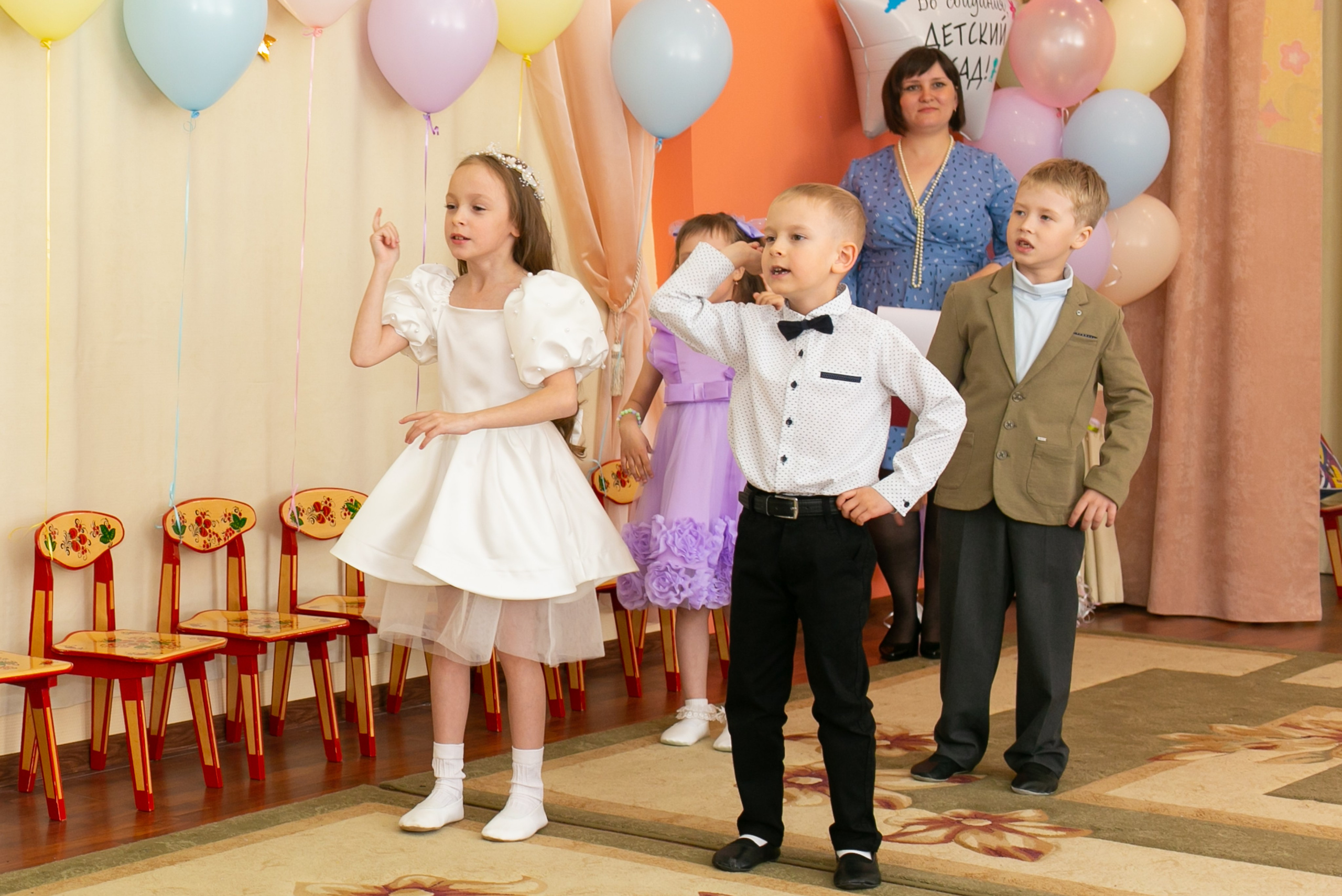 Выпускные и Утренники. Фотограф новорожденных и семейный фотограф НСО г. Бердск Марина Львова