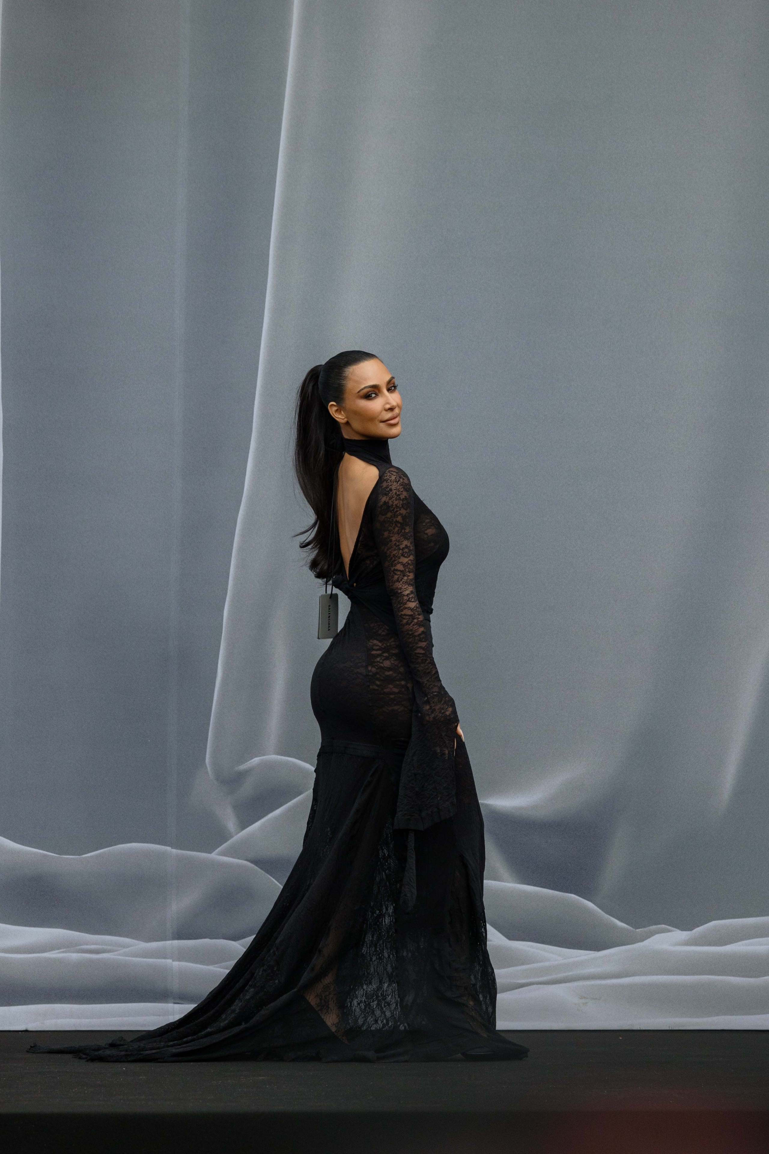 BALENCIAGA PFW WOMENSWEAR FALL-WINTER 24/25. Photographer in Milan Ivan Goncharov