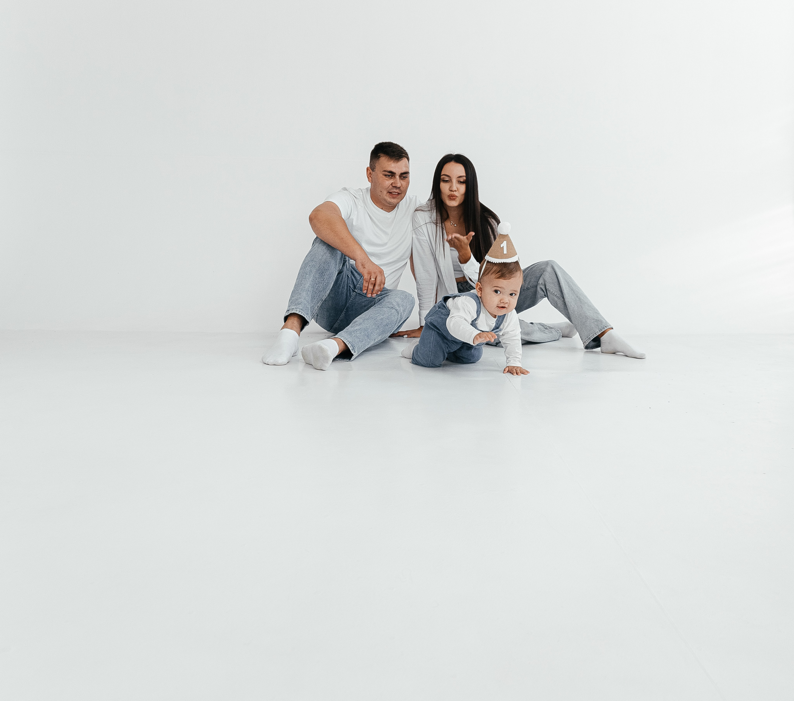 Тёме годик. Главная