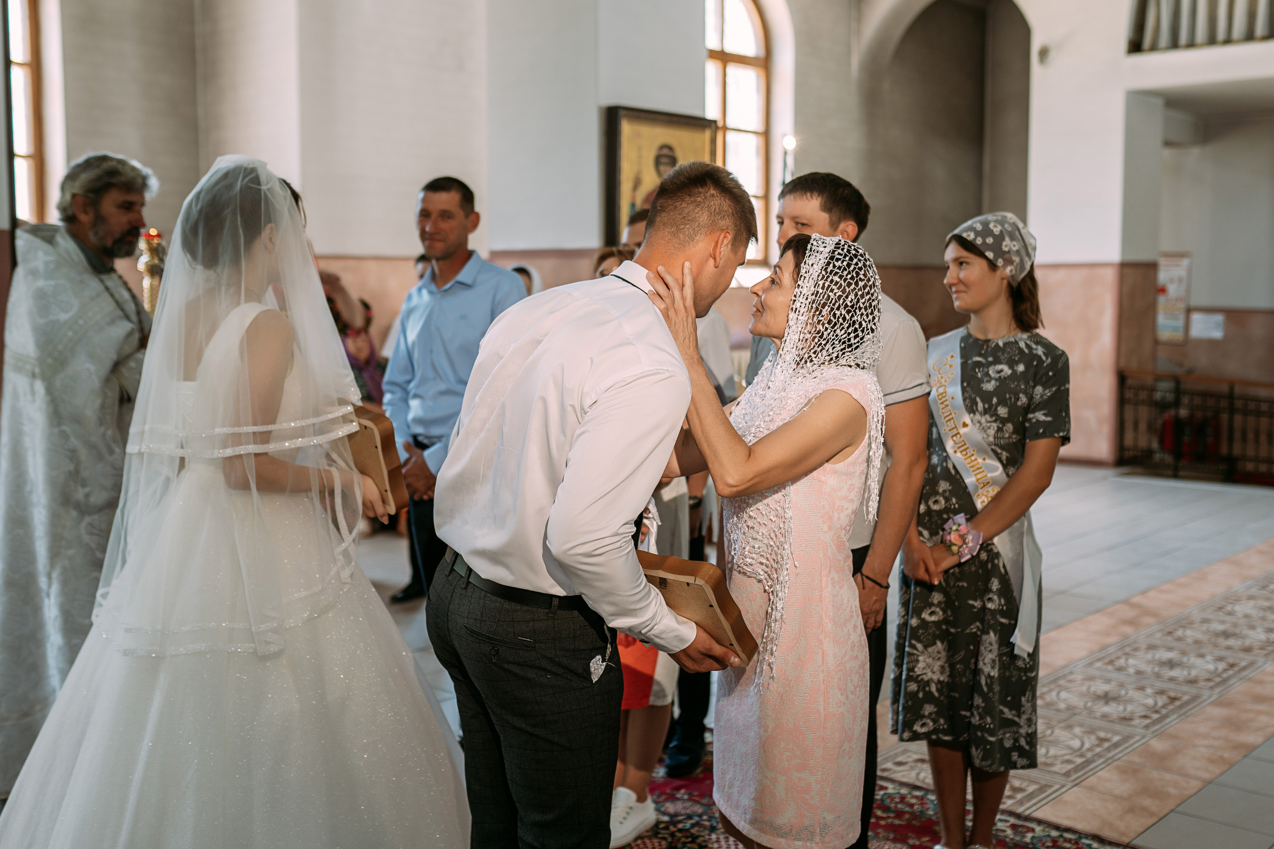 Съёмка в храме: венчание. Фотограф в Красноперекопске Виталий Савчук