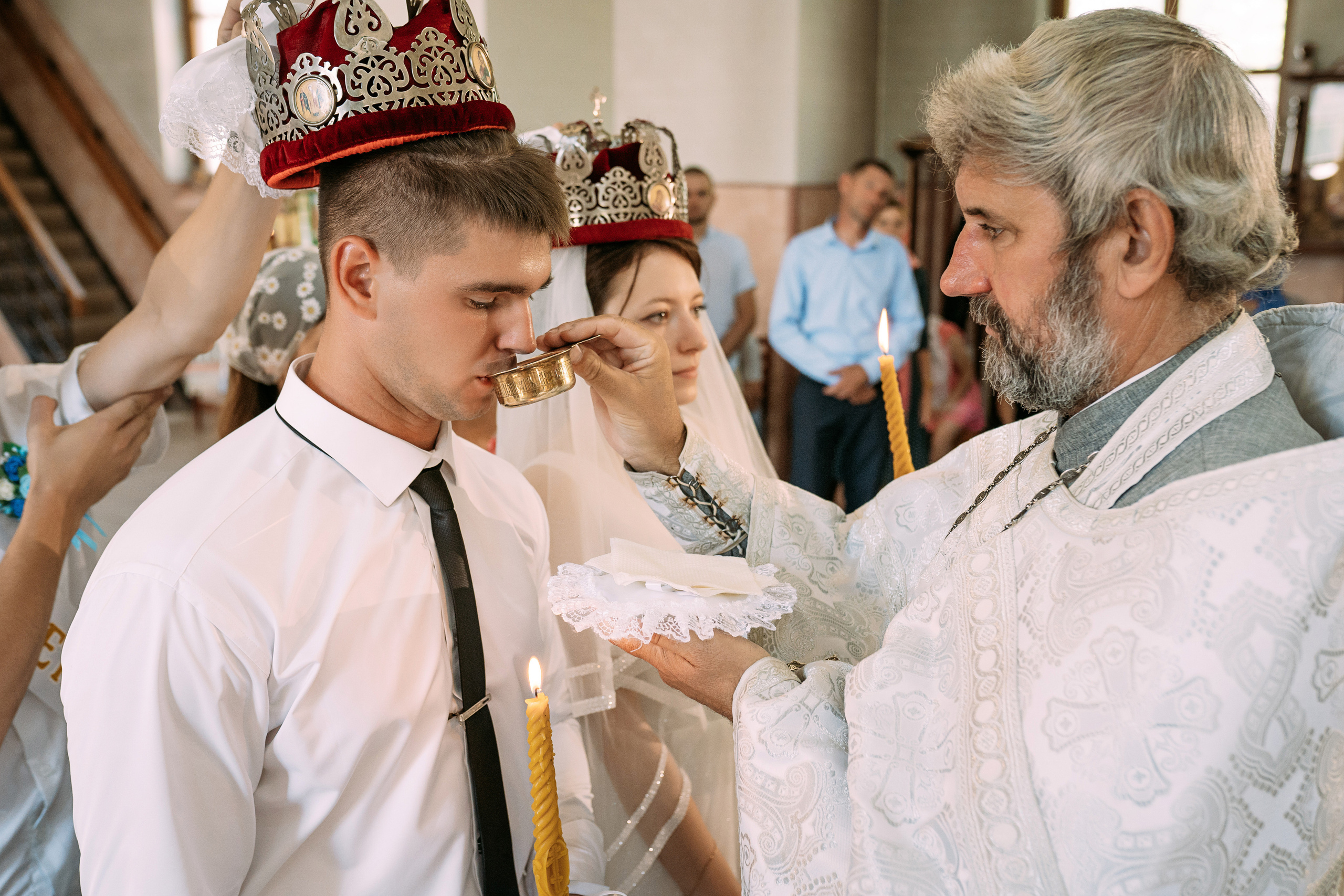 Съёмка в храме: венчание. Фотограф в Красноперекопске Виталий Савчук