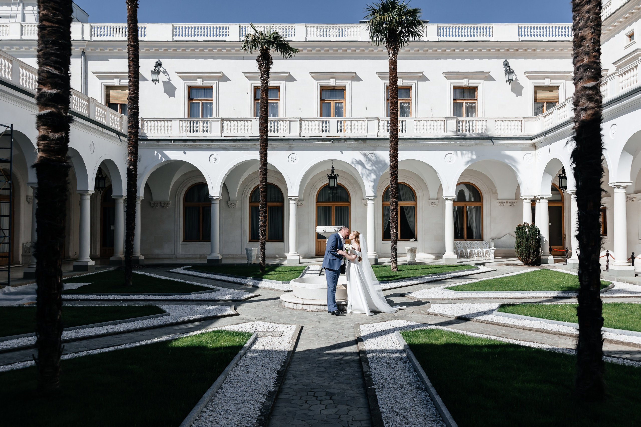 Анонс свадьбы Алены и Алексея. Весенняя Балаклава и Ливадийский дворец. Свадебный фотограф в Крыму и Севастополе Ольга Баскакова