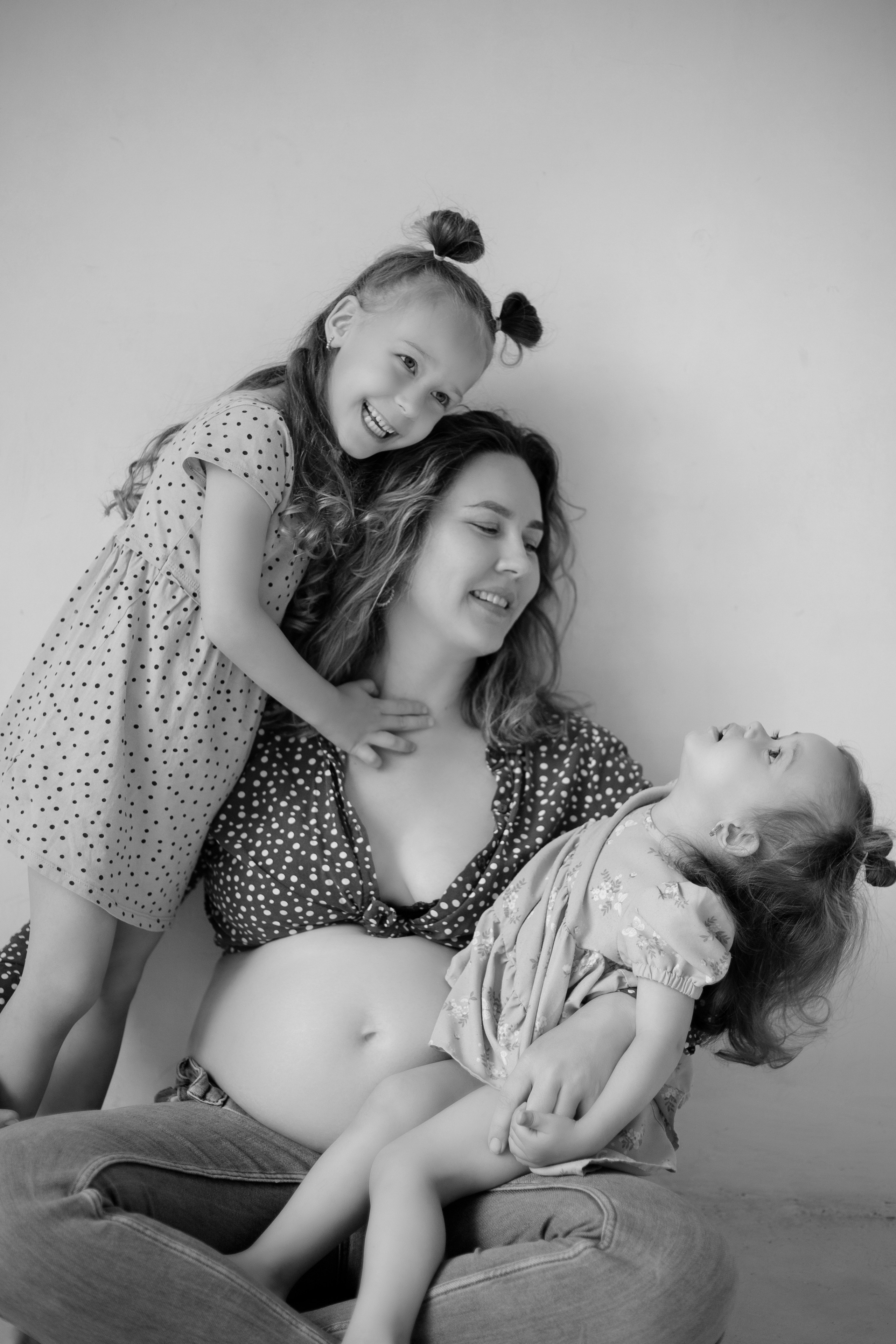 Студии. Свадебный фотограф в Астрахани. Фототуры по Астрахани и в горы Кавказа