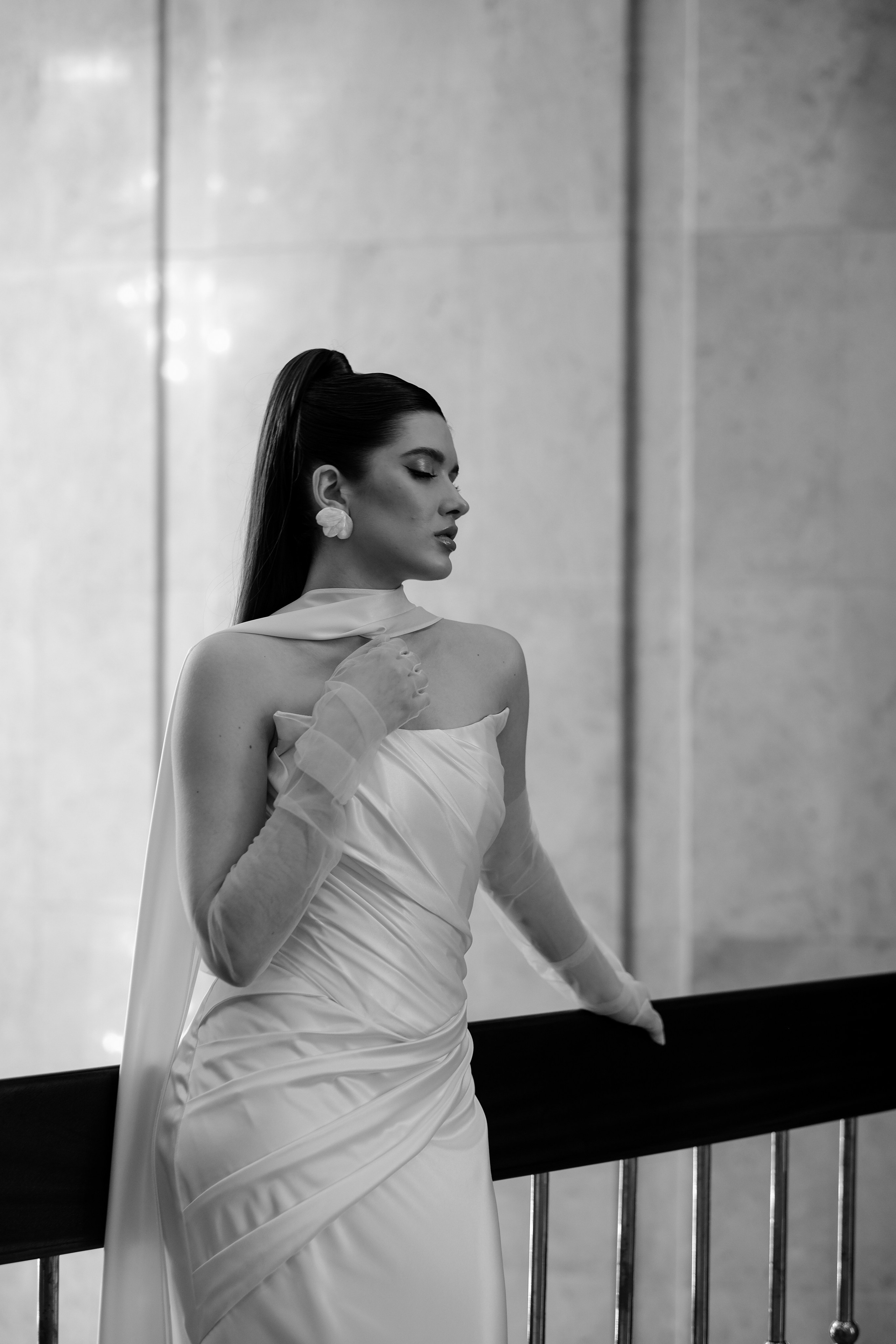 Свадебная фотосессия в театре драмы имени Наума Орлова. Свадебный фотограф в Челябинске Сырчикова Наталья