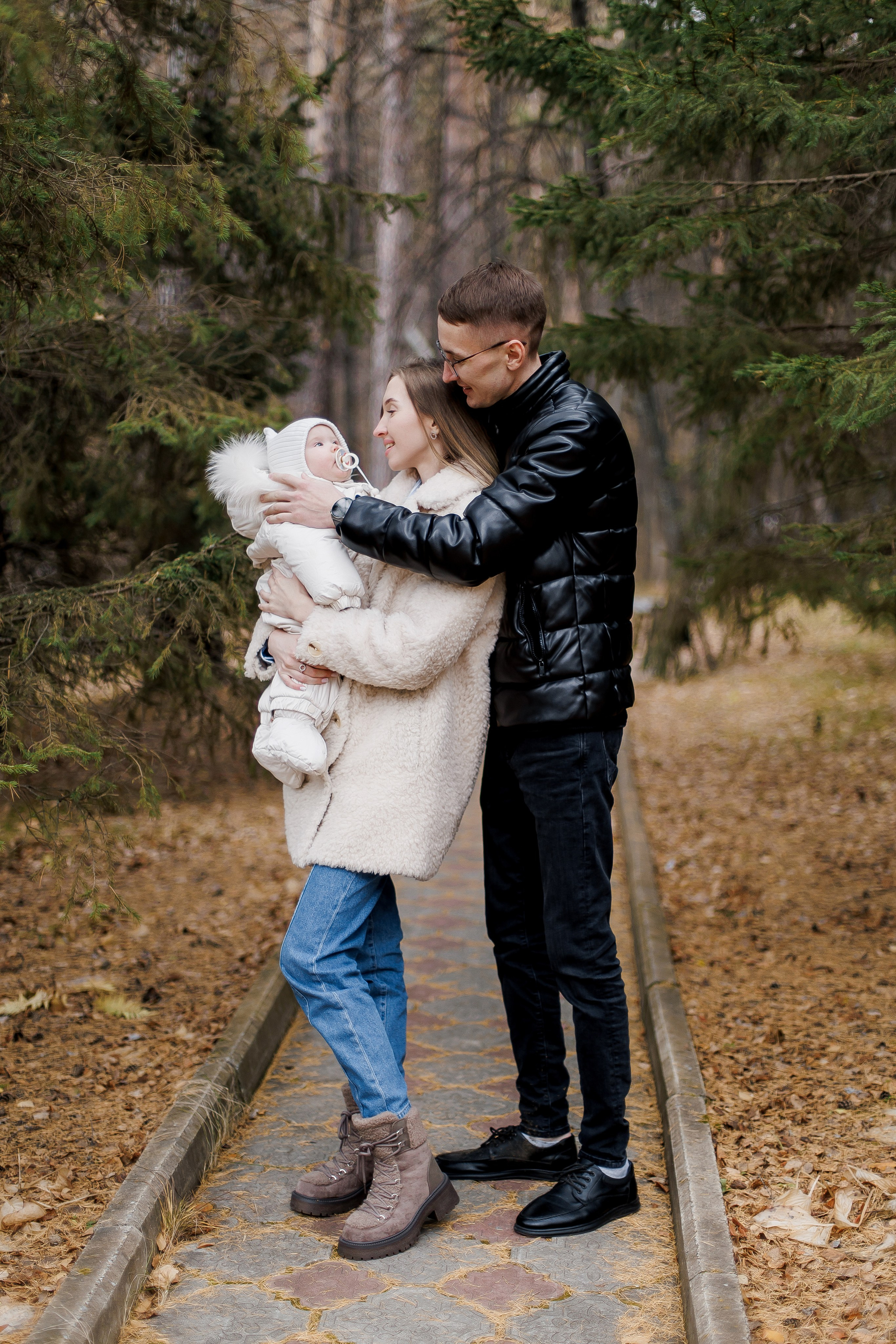 Женя, Вика и Милаша. Свадебный и портретный фотограф в Миассе Филиппенко Дарья