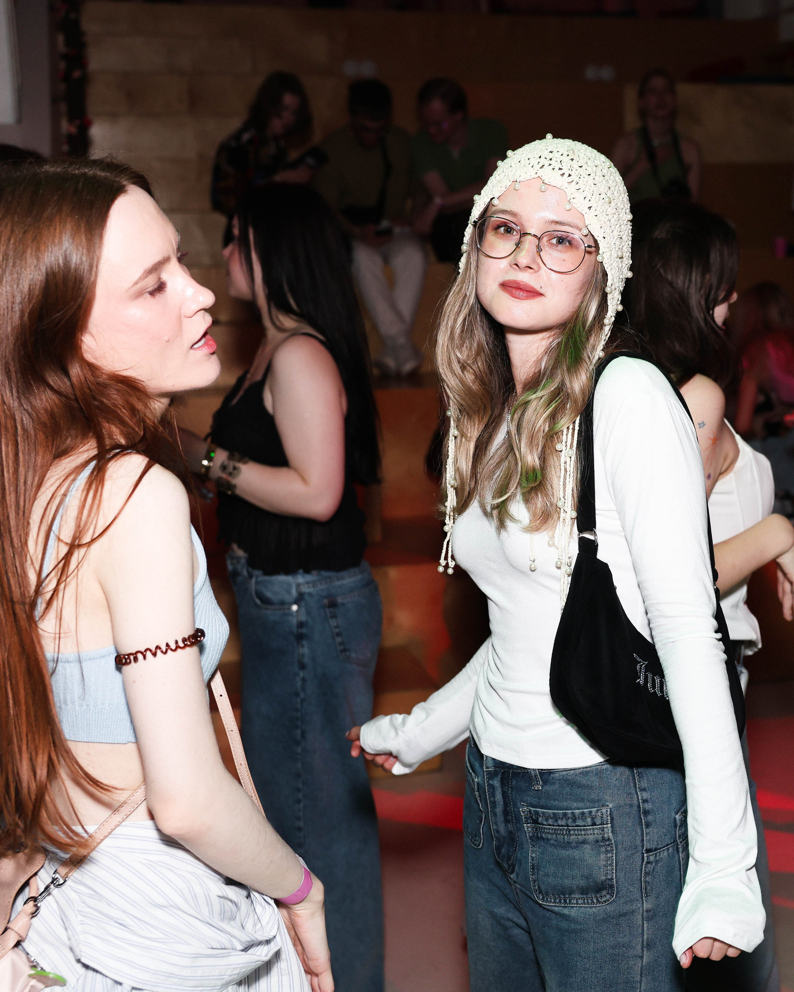 Вечеринки / вспышка. Репортажный фотограф в Москве Арина Антонова