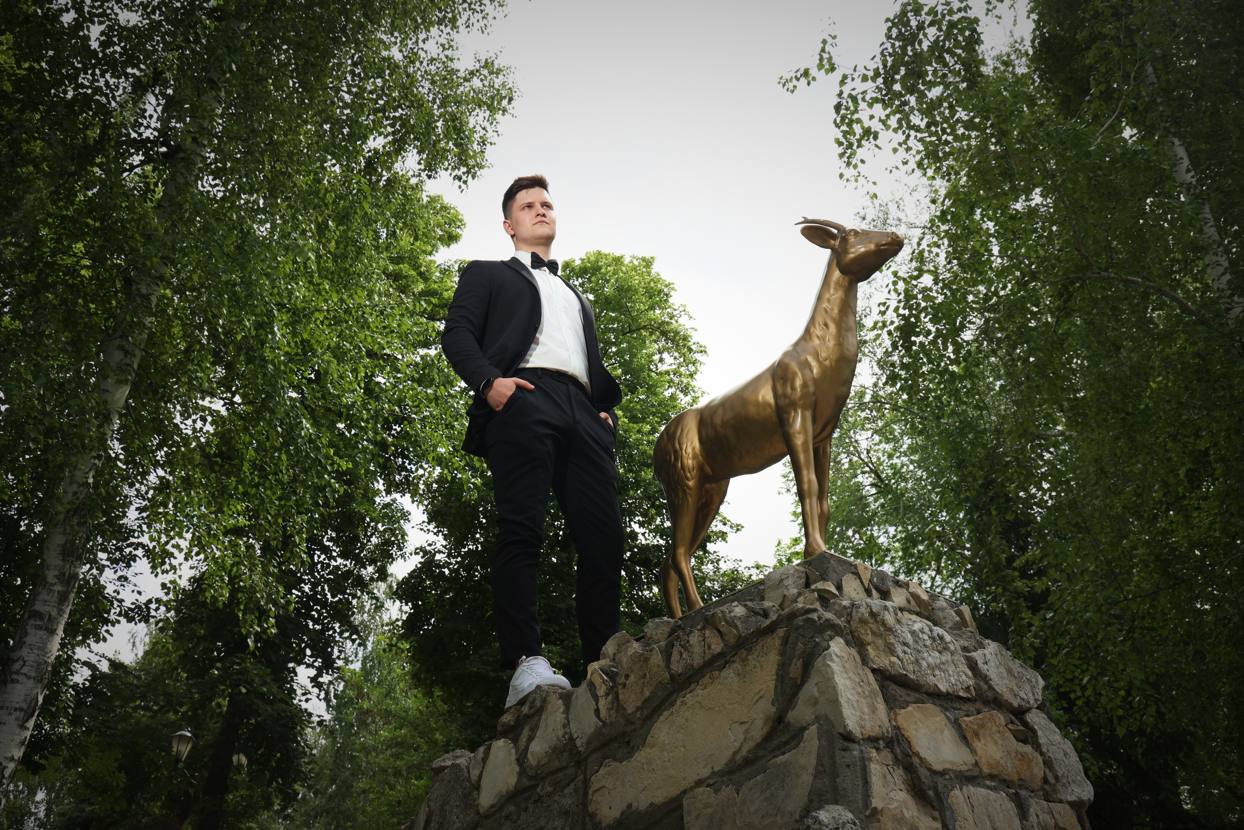 фотография жениха в Струковском парке Самары