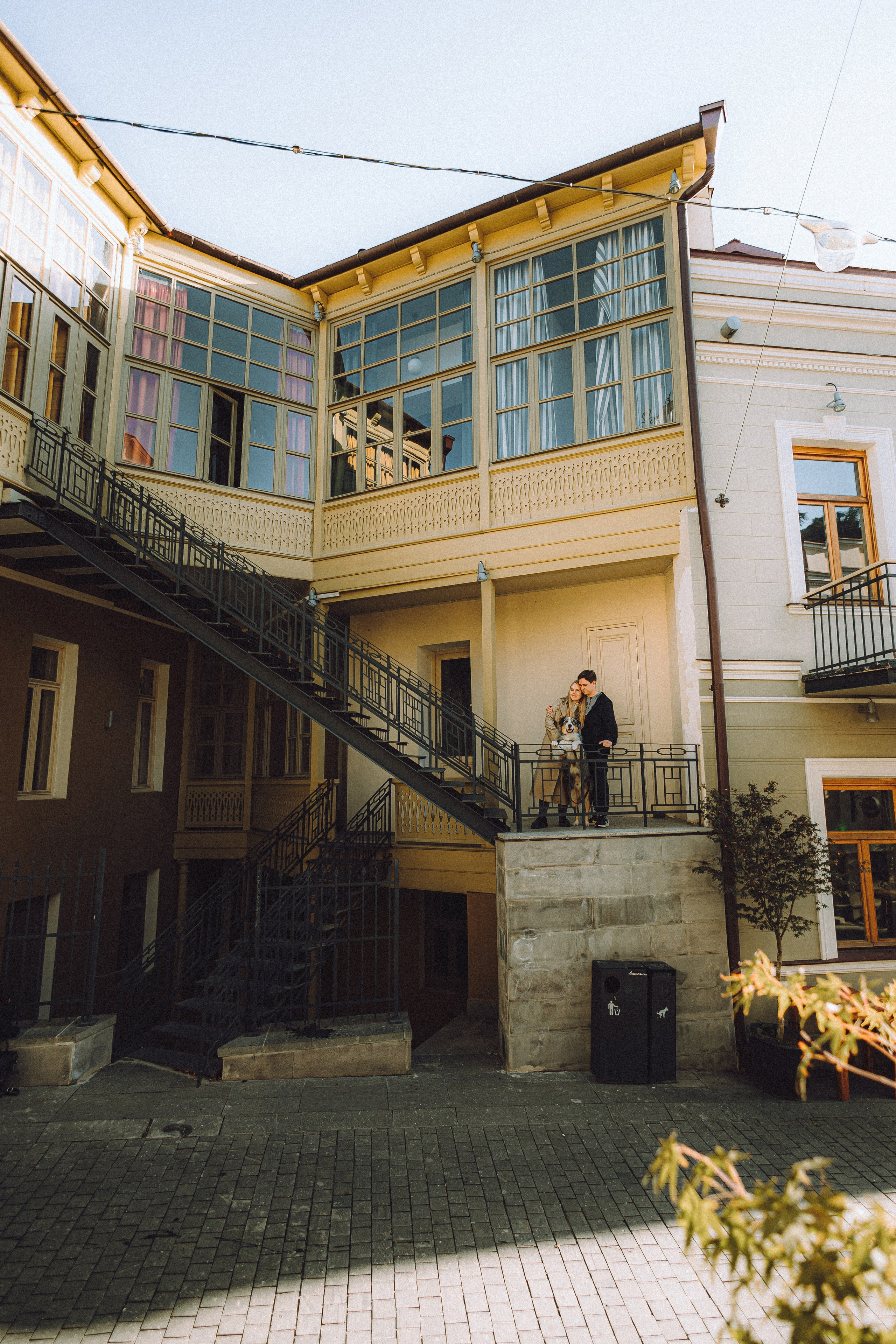 Саша, Рома и Один