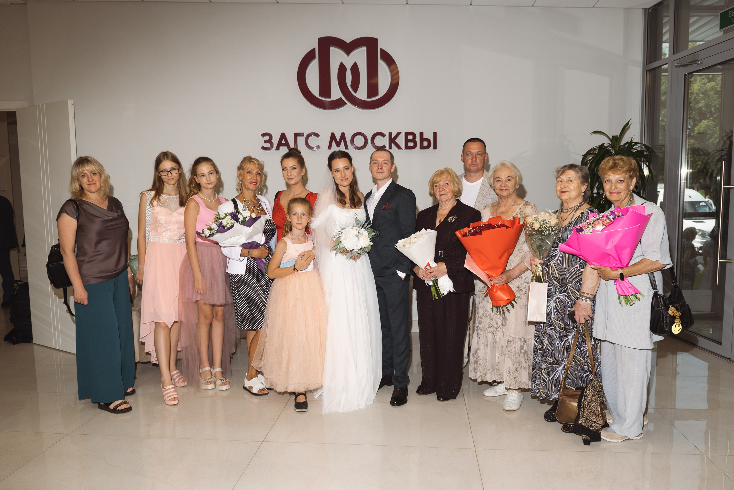 Свадьба в ЗаВидное. Фотограф Москва Настя Профотовна. Репортажные, свадебные и контент фотосессии