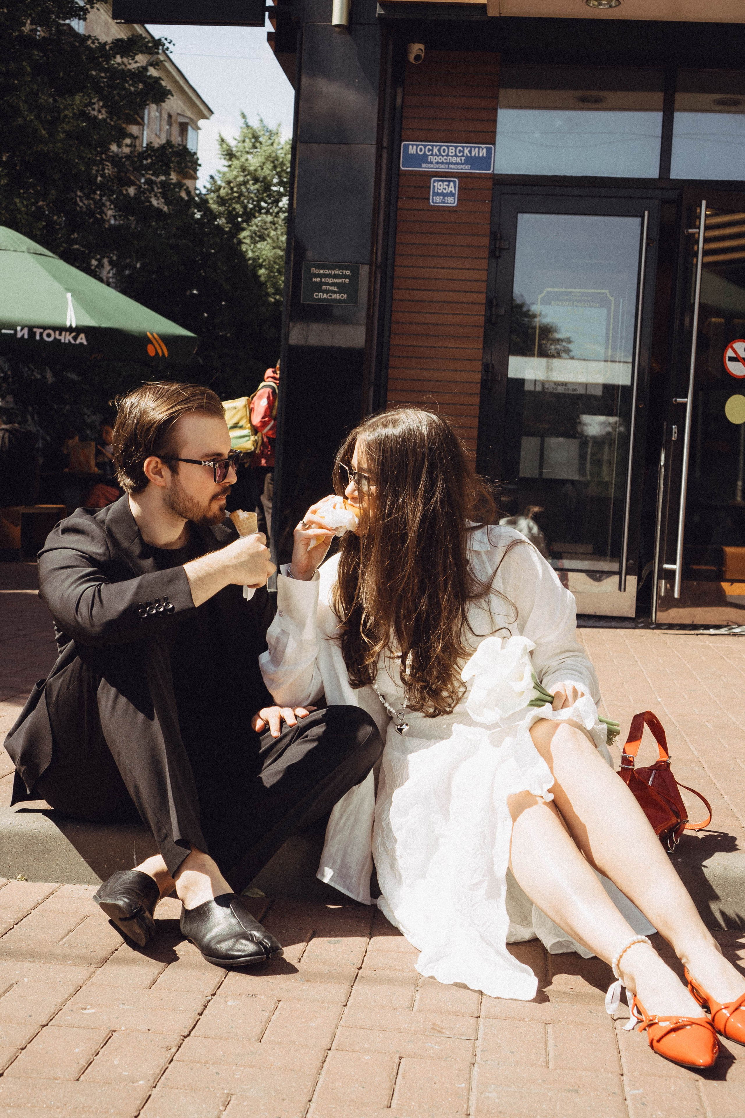 СВАДЕБНАЯ СЬЕМКА В ПАРКЕ ПОБЕДЫ И ПРОГУЛКА ПО МОСКОВСКОМУ ПРОСПЕКТУ. Профессиональный фотограф, Санкт-Петербург — Виктория Богомолова