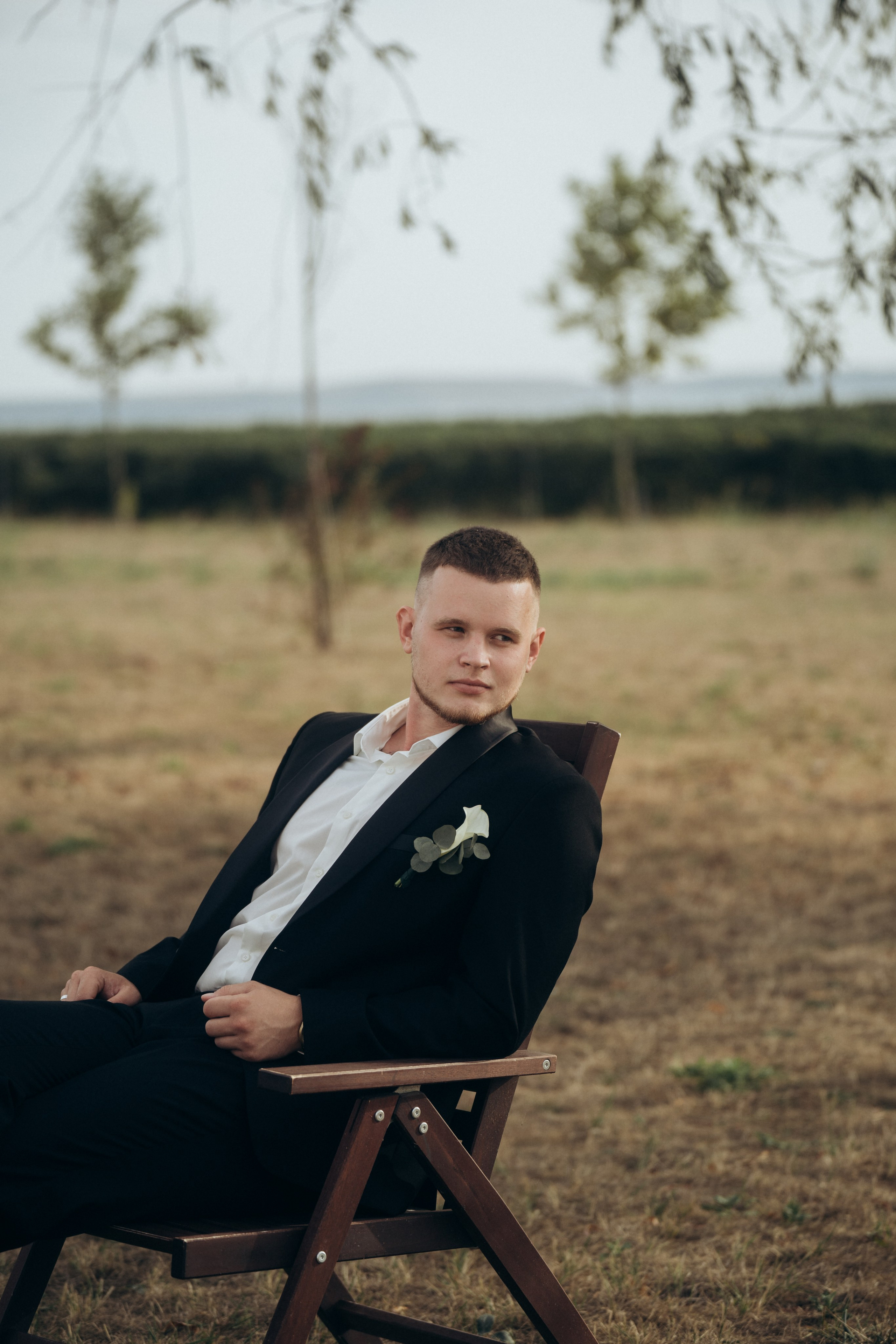 Фотография жениха, портрет, в локациях Темрюка, в поместье Голубицкое, Краснодарский край