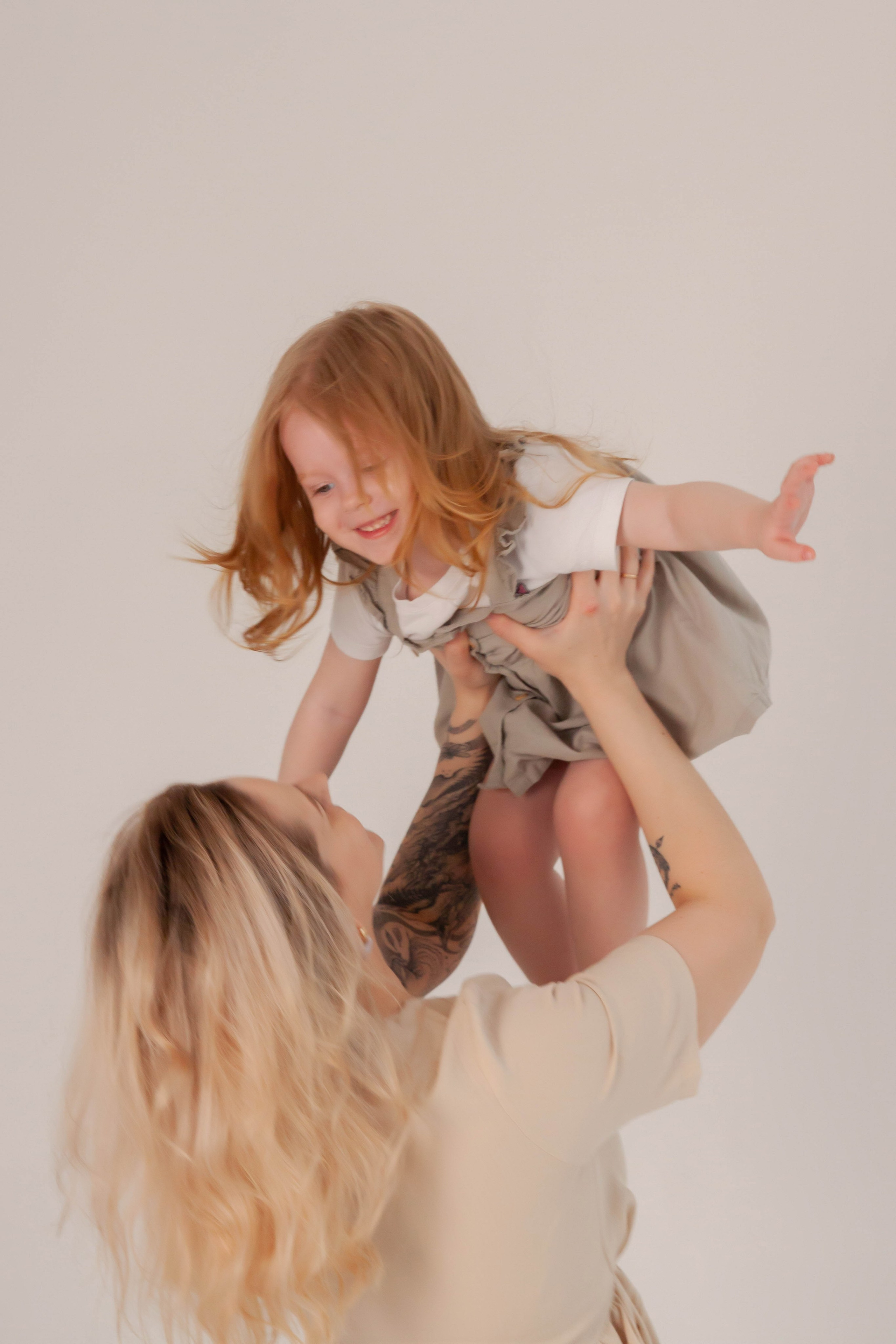 Настя и Мила. Свадебный и семейный фотограф в Карелии