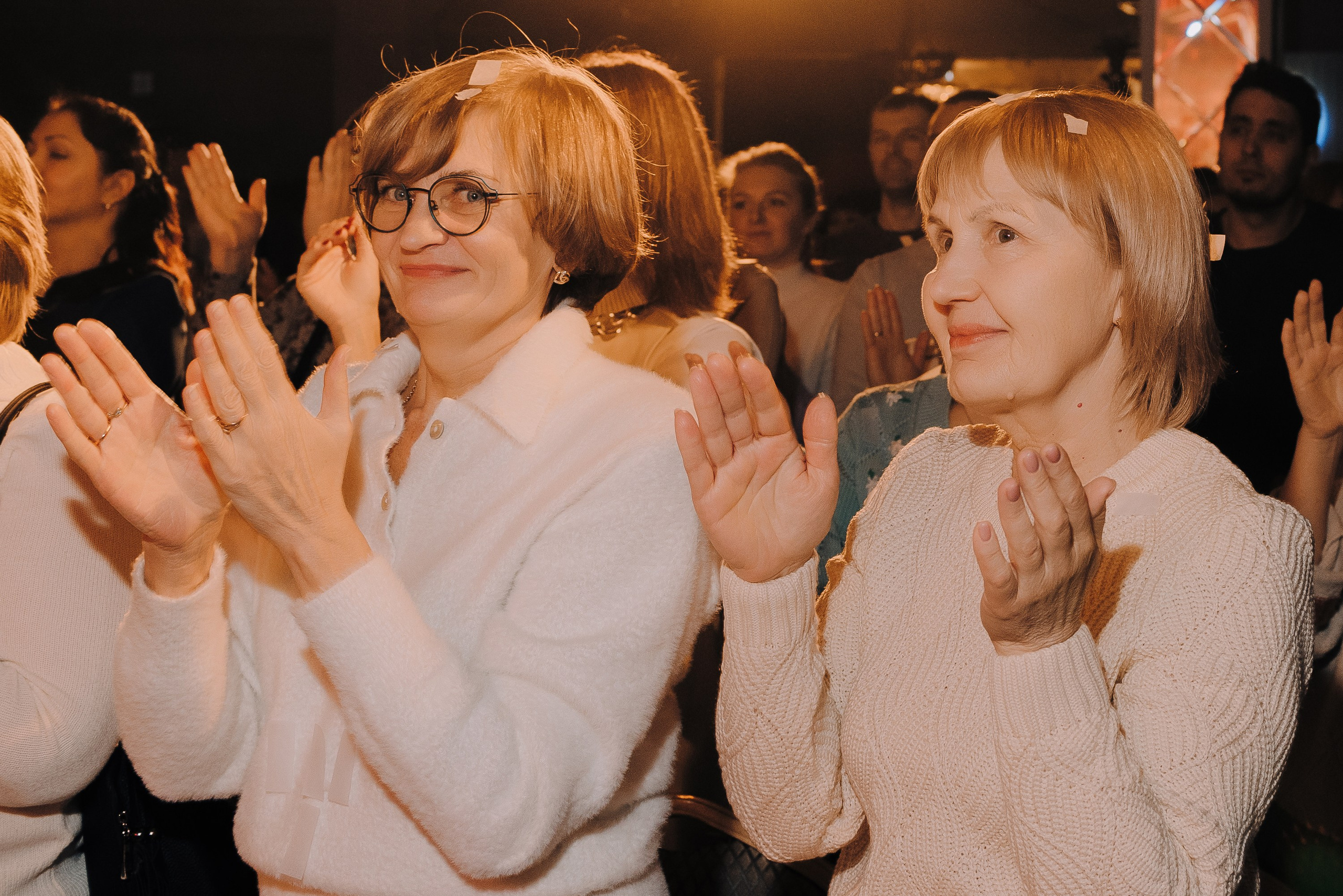СПЕКТАКЛЬ «ВОЛШЕБНЫЕ ОЧКИ» ОПТИК-ЦЕНТР. Репортажный фотограф Зуев Роман г. Челябинск