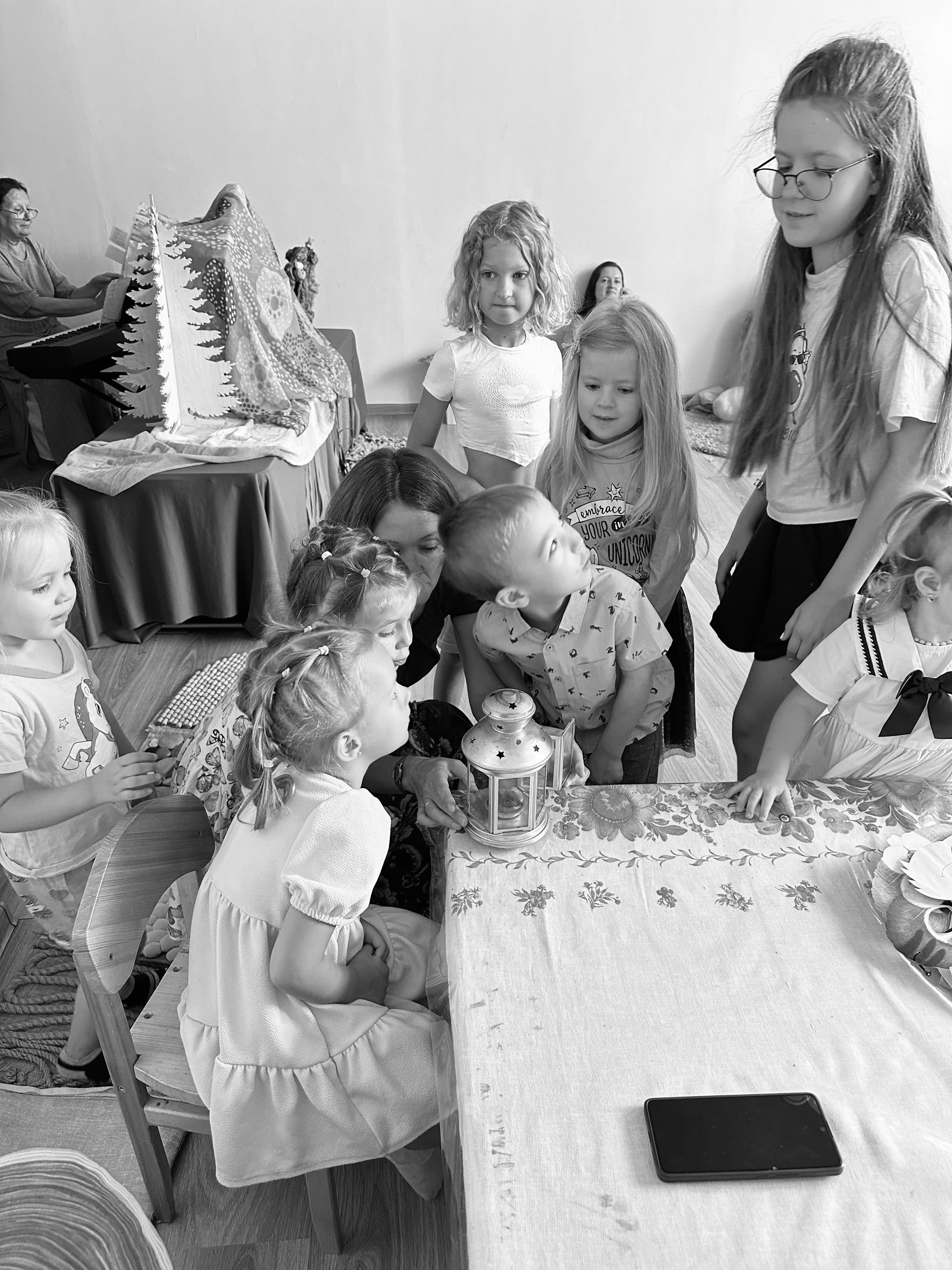 Дети. Смотри, красота!