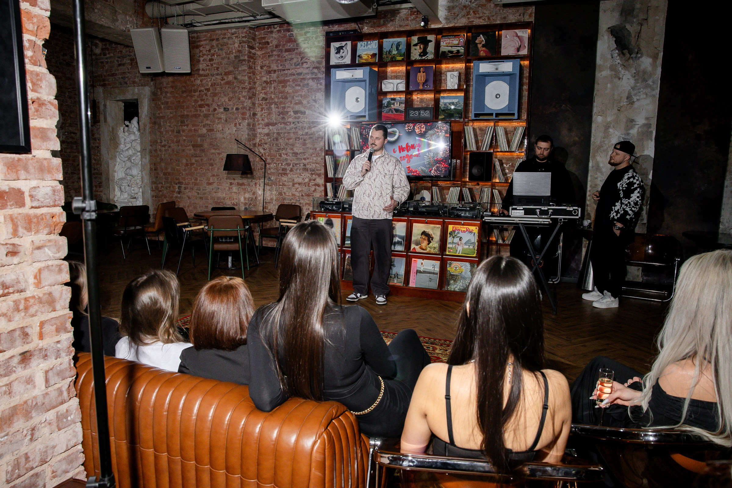 Репортажная съёмка. Свадебный фотограф в Иваново Гитарина Черняева