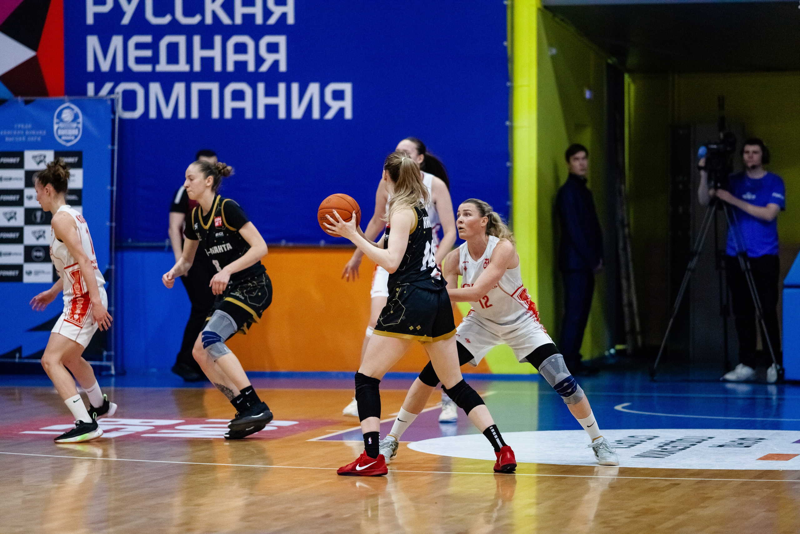 Спартак — ЧГУ-Атланта. Фотография