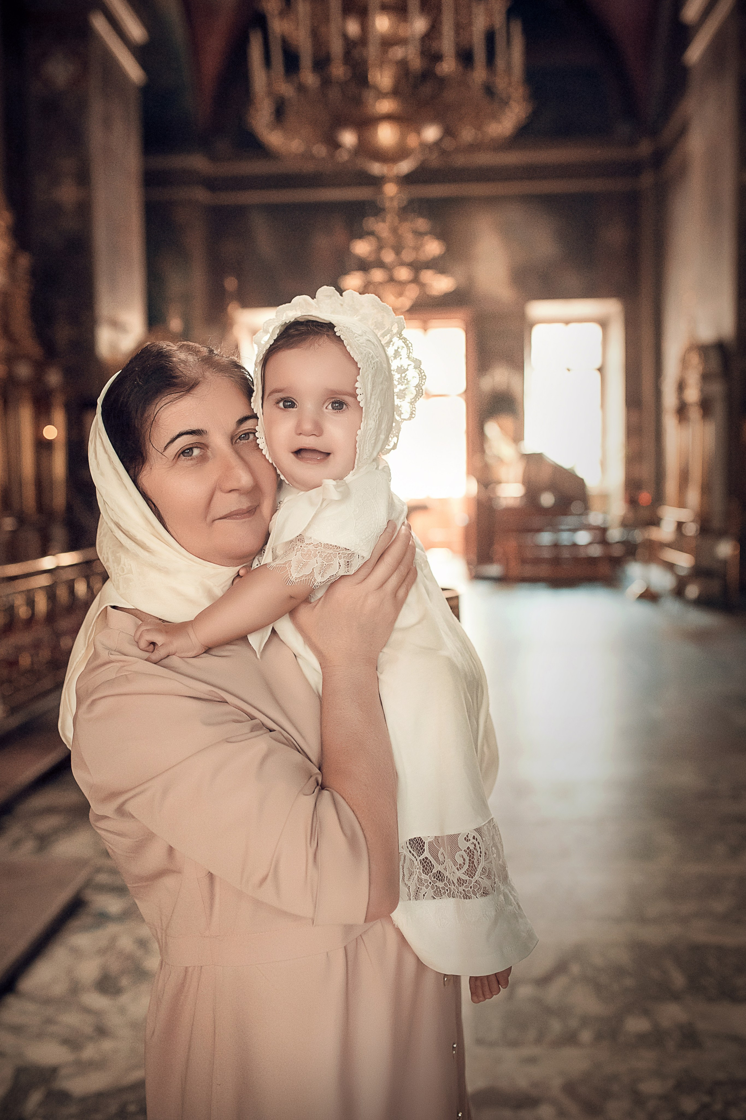 Фотосъемка крещения ребенка в Москве