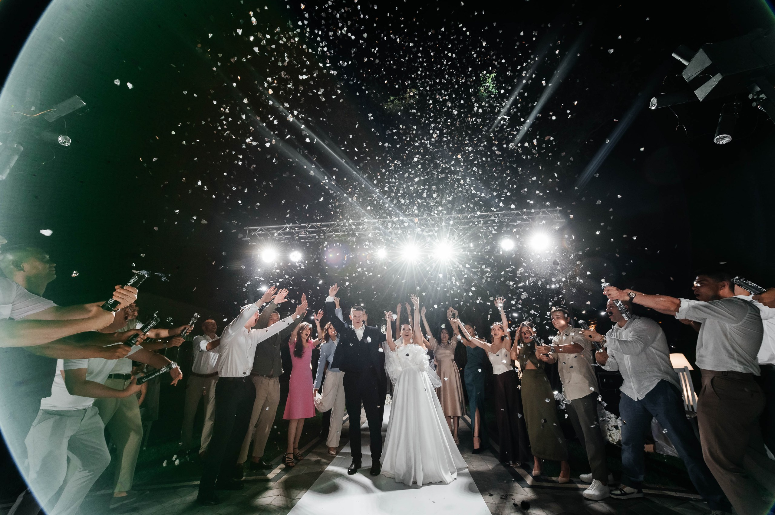 Виктор и Виктория. Свадебный фотограф Владимир Рябков