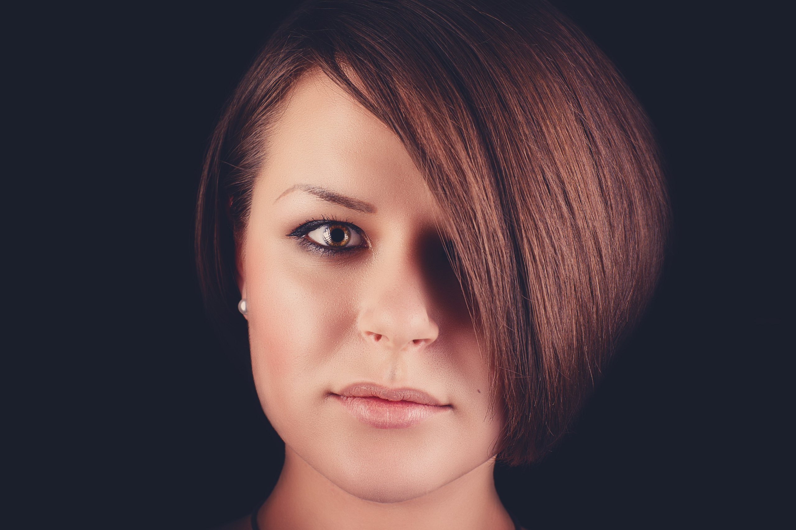 Студийный портрет. DMITRY MOISEENKO — фотограф, художник, топ-стилист