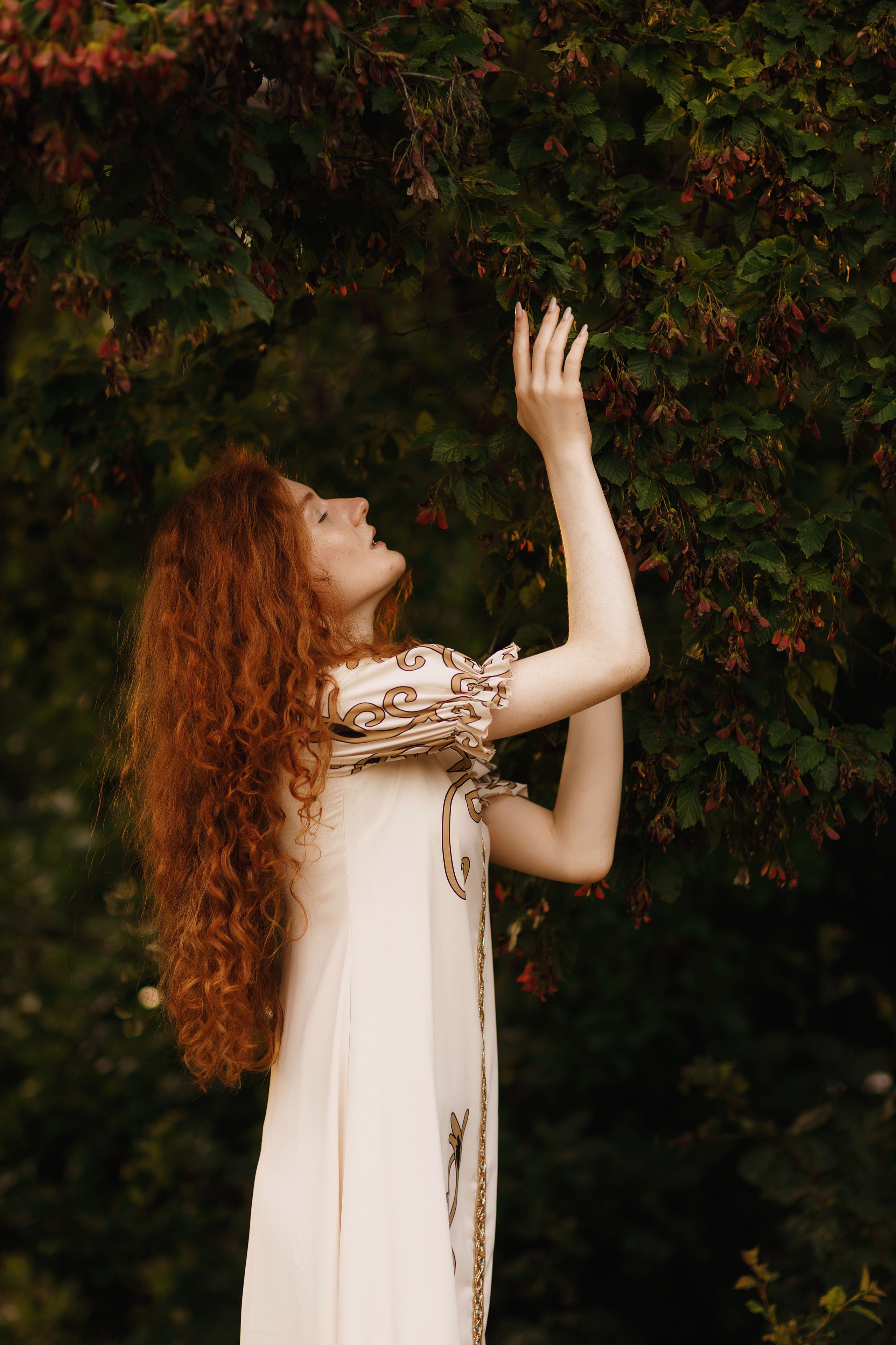 Фотосессия на заливе с Татой в платье от Ирины Павловой. Портретный и репортажный фотограф в Чебоксарах Андриян Чаркин