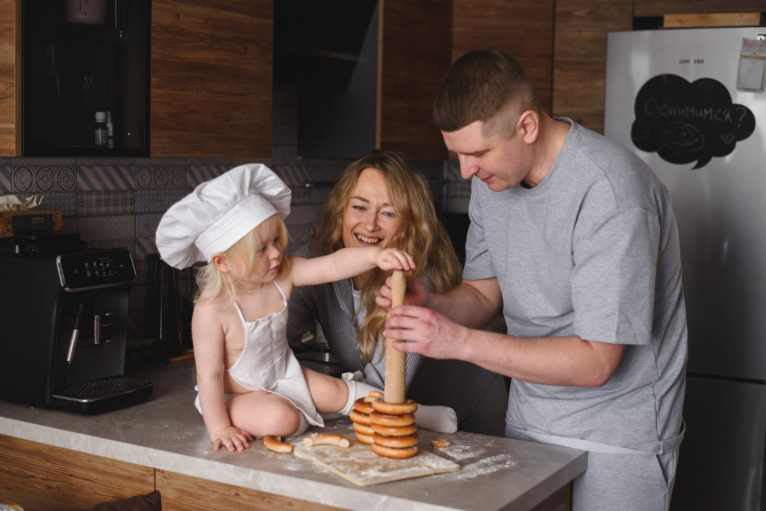 Home photo shoots in Montenegro. Photographer of newborns and children up to a year in Montenegro