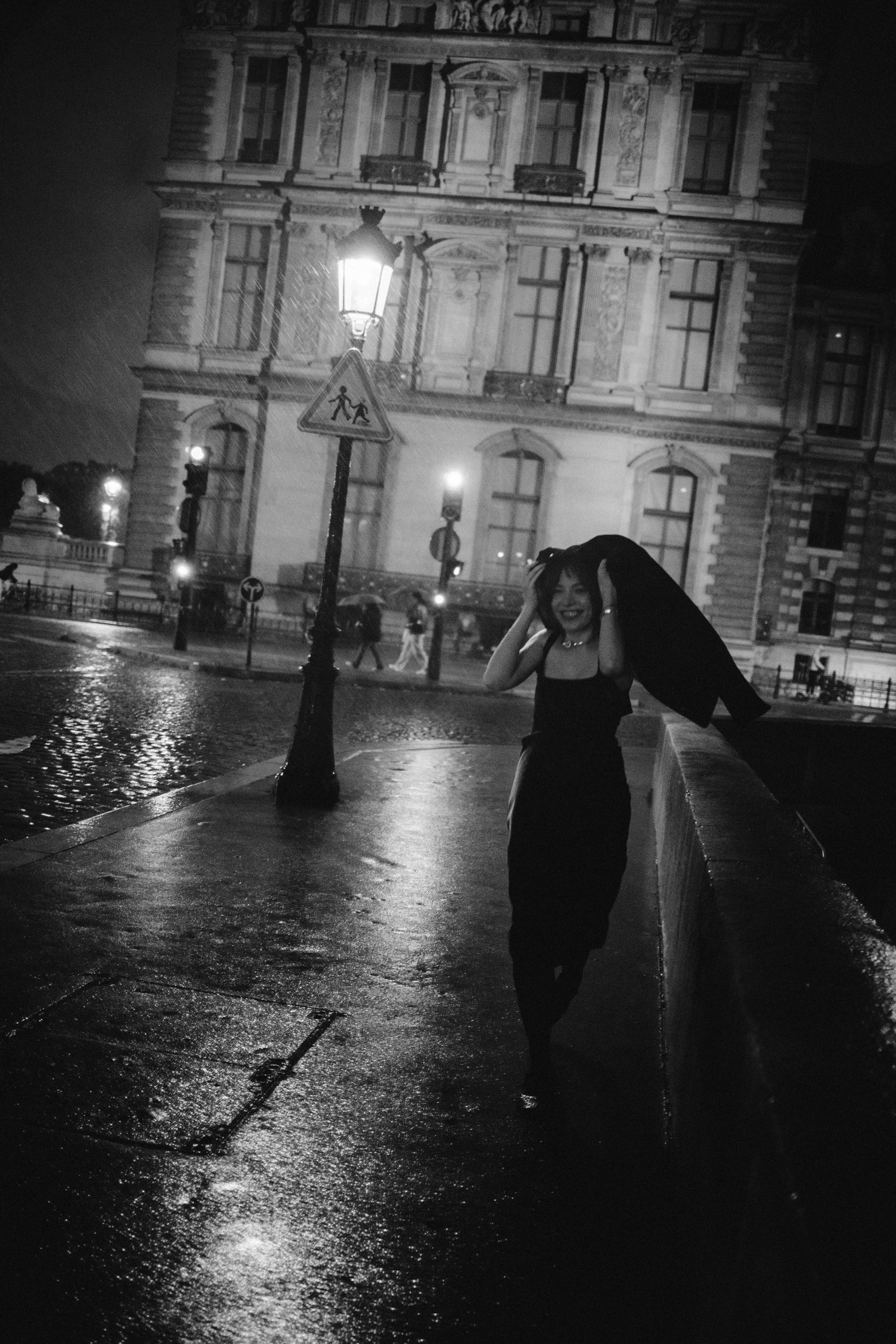 City of Light. Photographer in Paris