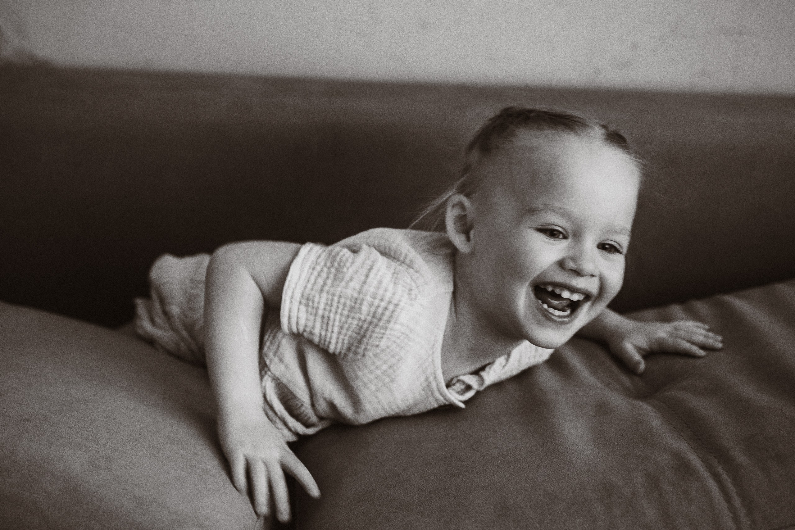 Домашняя семейная фотосессия «Утро» в Ижевске