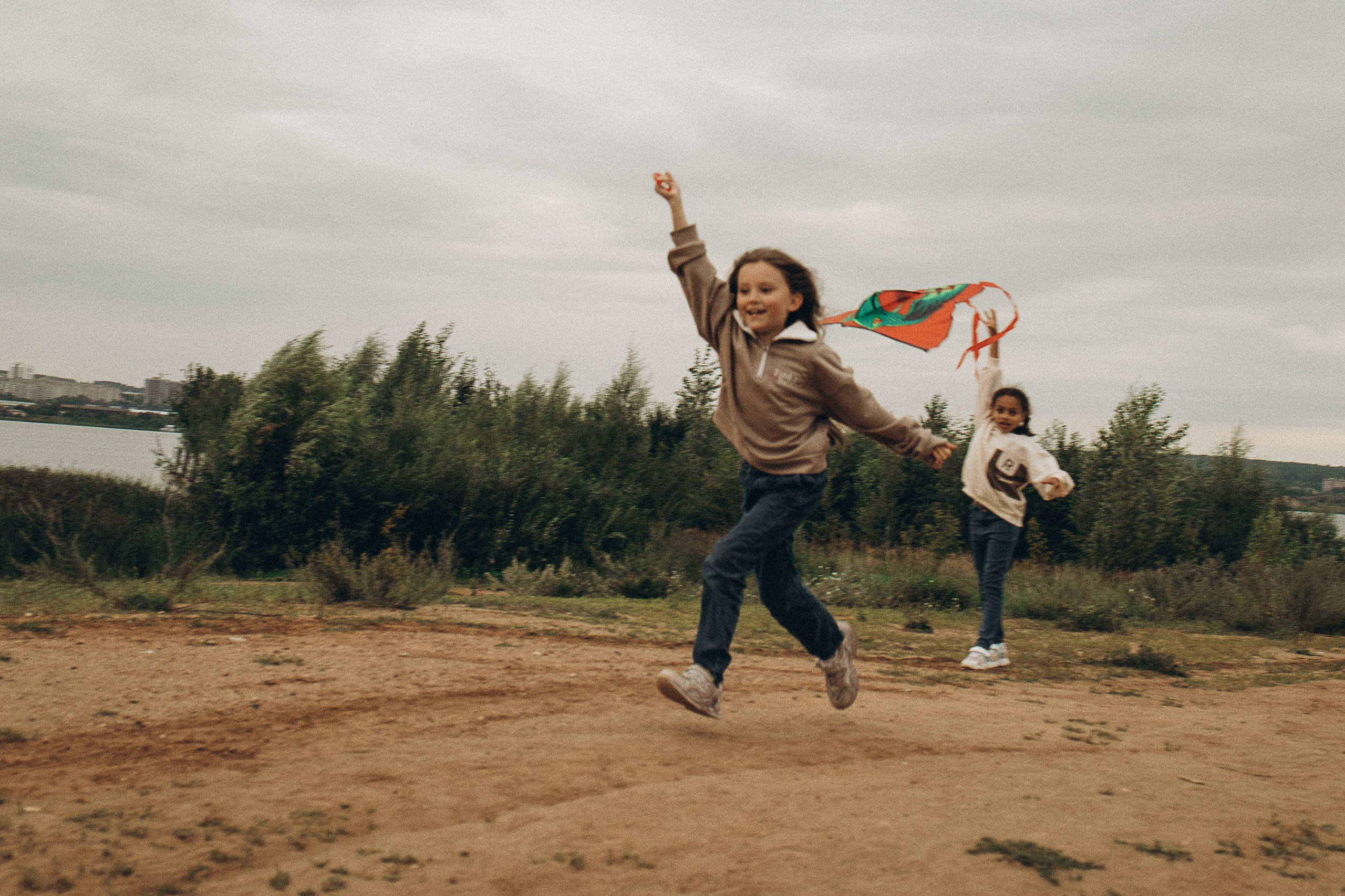 Маргарита, Марианна, Елена, Вика и Нина Григорьевна