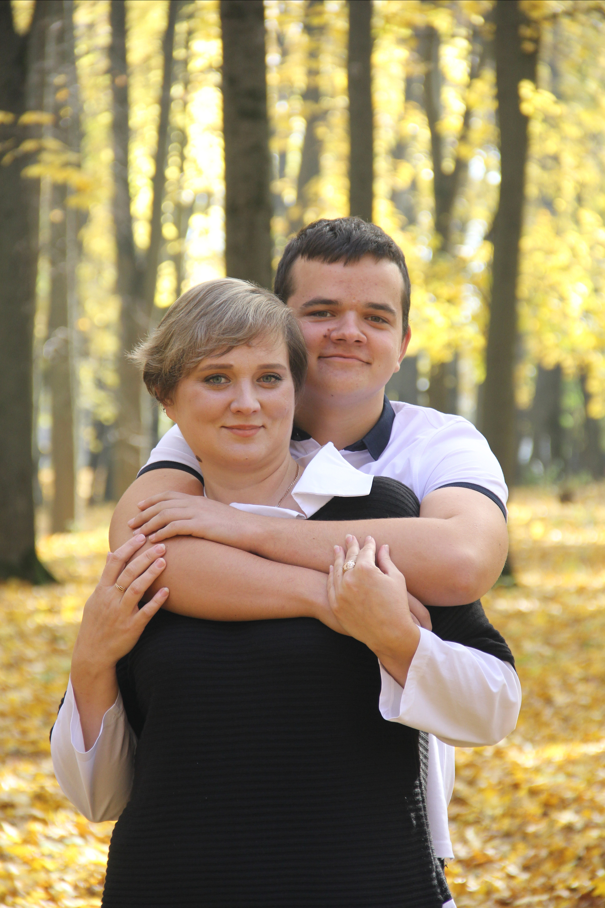 Мамочки+сыновья, осенняя прогулка. Фотограф Алёна Толмачева. Воронеж