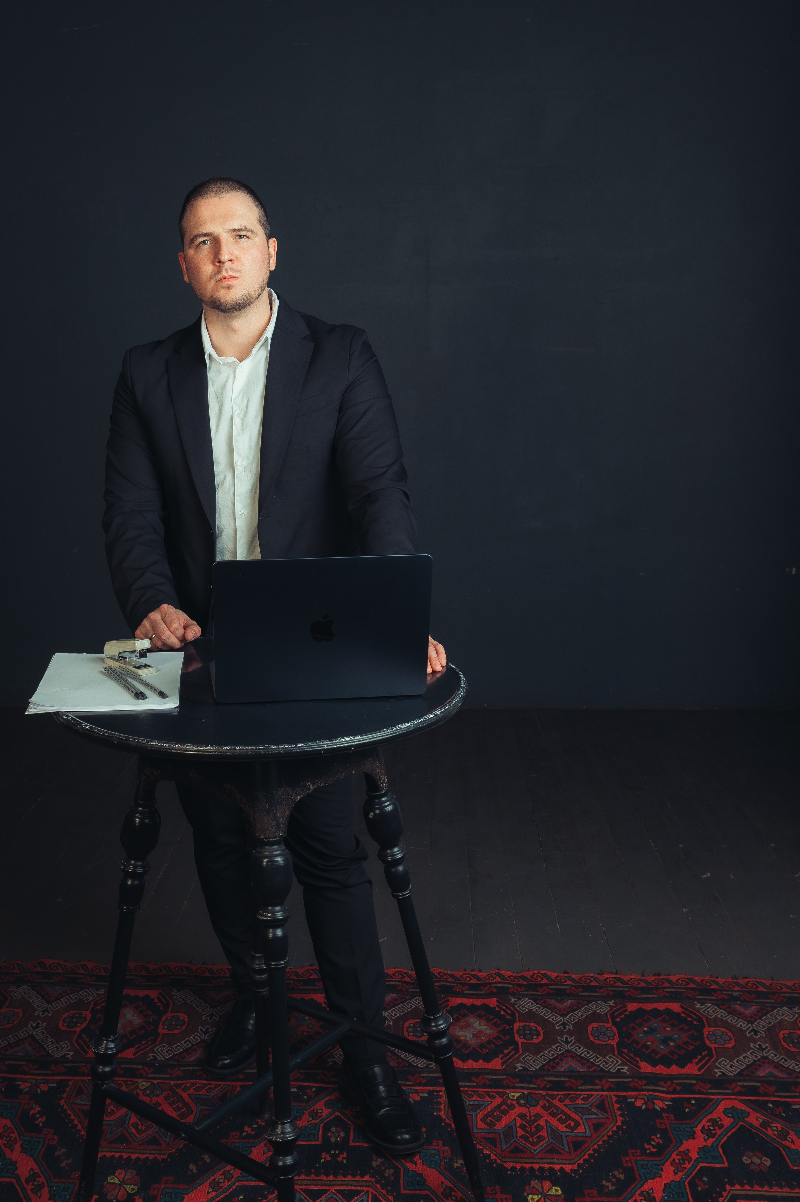 Никита Пустовалов — портретная съёмка. Иван Кубик — фотограф и видеограф