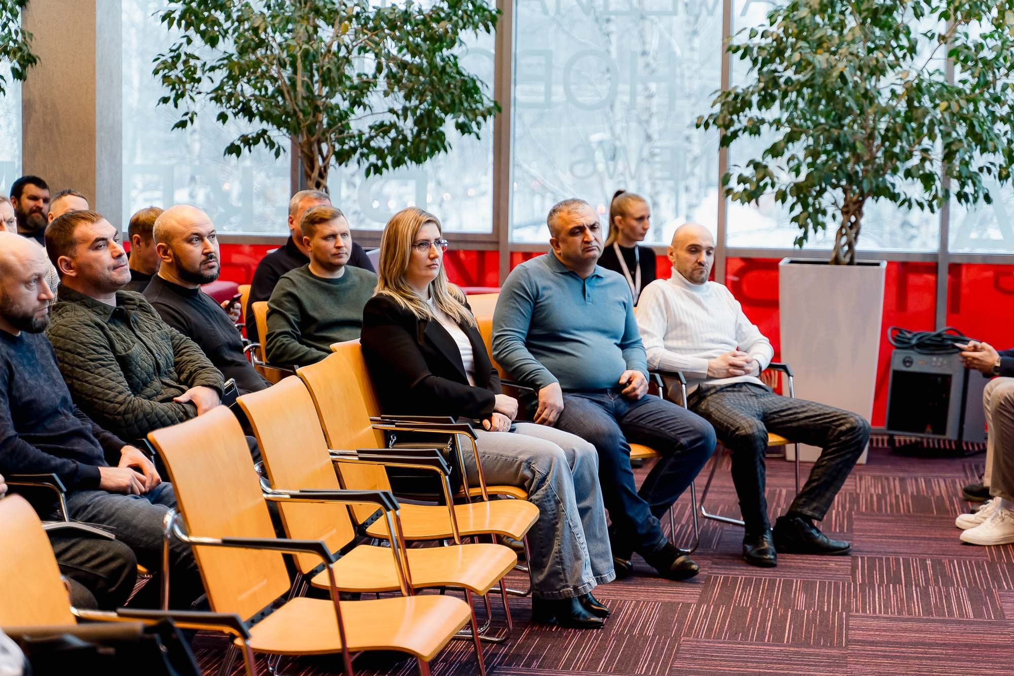 Брусника. Ассоциация партнеров. Сергей Кошкин. Репортажная и ивент-фотография в Сургуте