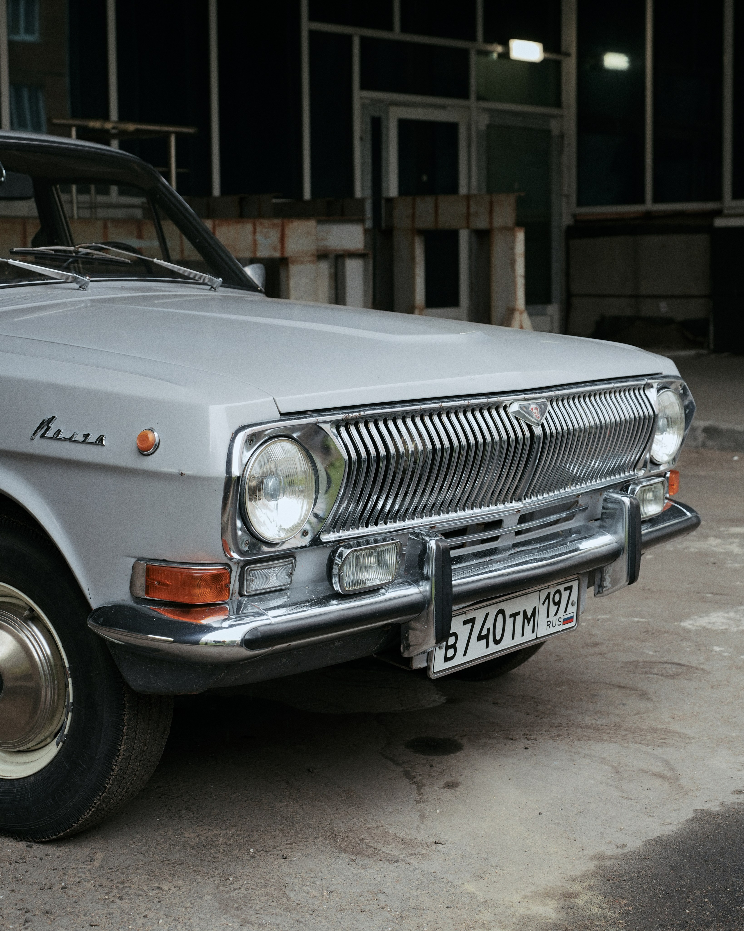 CARS. ANNA — PHOTOGRAPHER