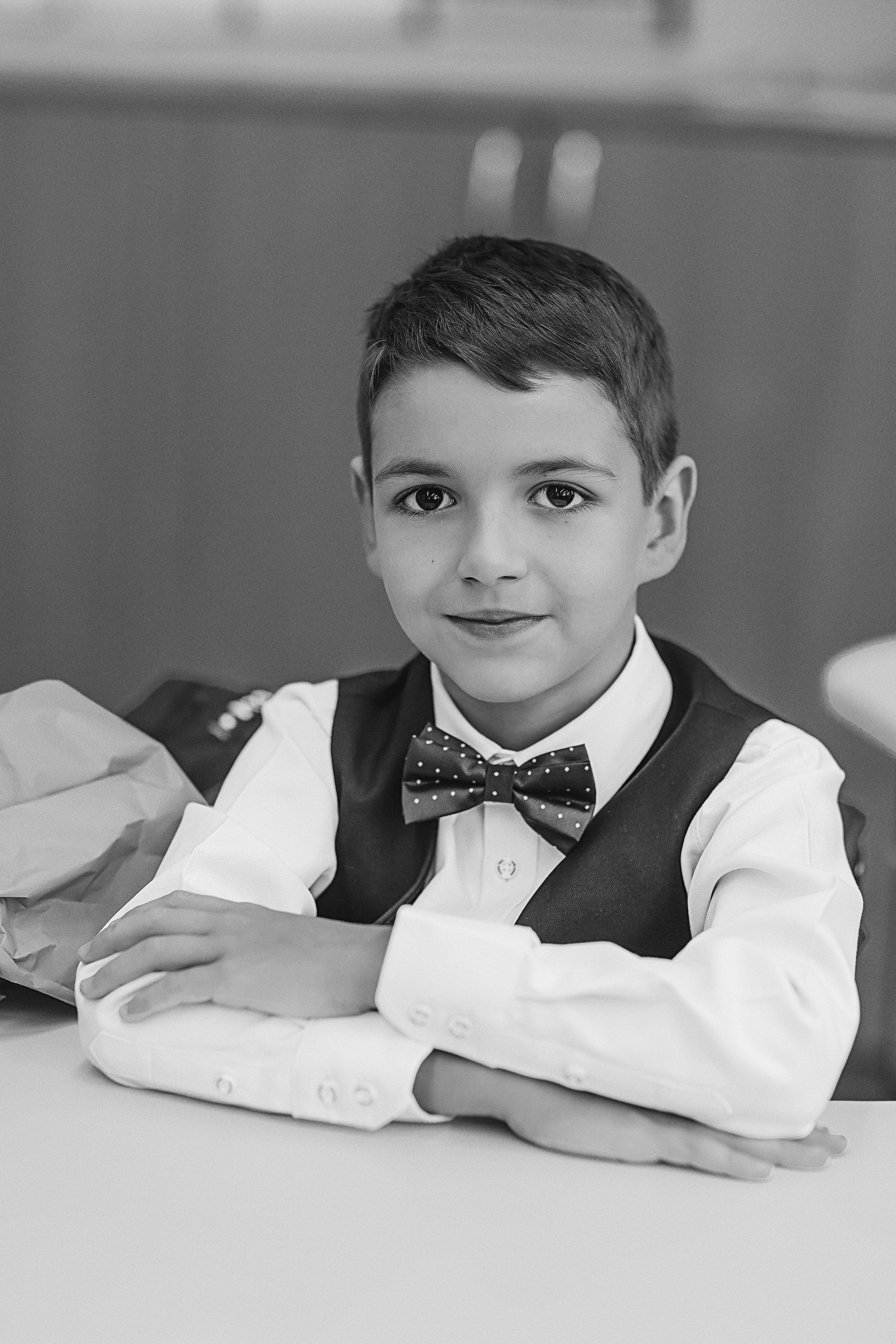 1 сентября линейка+кл час+портреты. Семейный фотограф Тюмень, фотограф на роды Салмина Мария