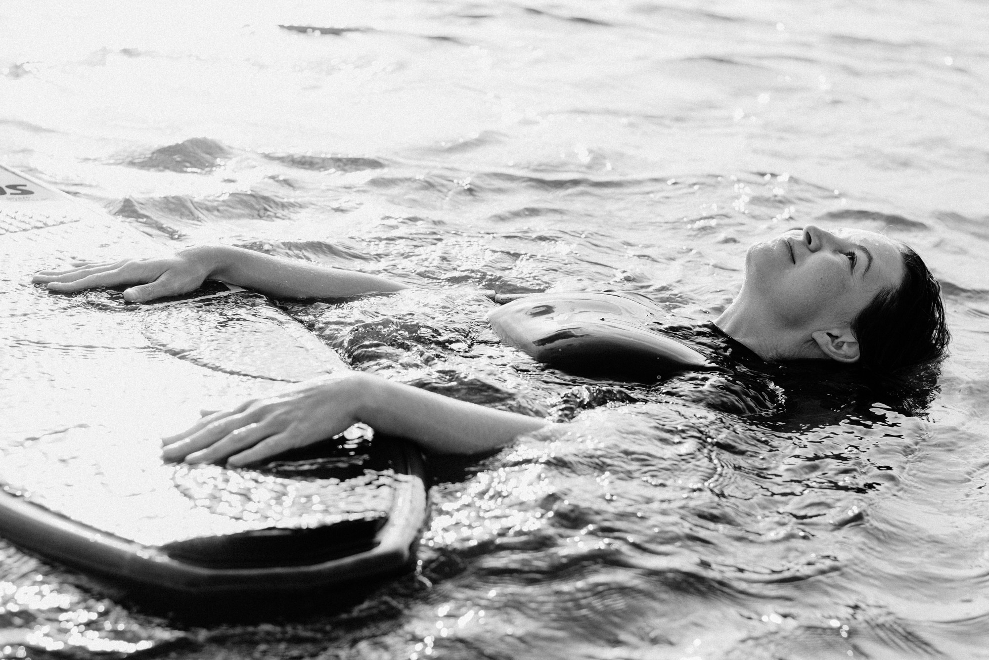 Фотограф в Тюмени: съемка вейксерфинга и прогулки возле яхт в «Маяке». Портретный фотограф Тюмень Дарья Мустафина