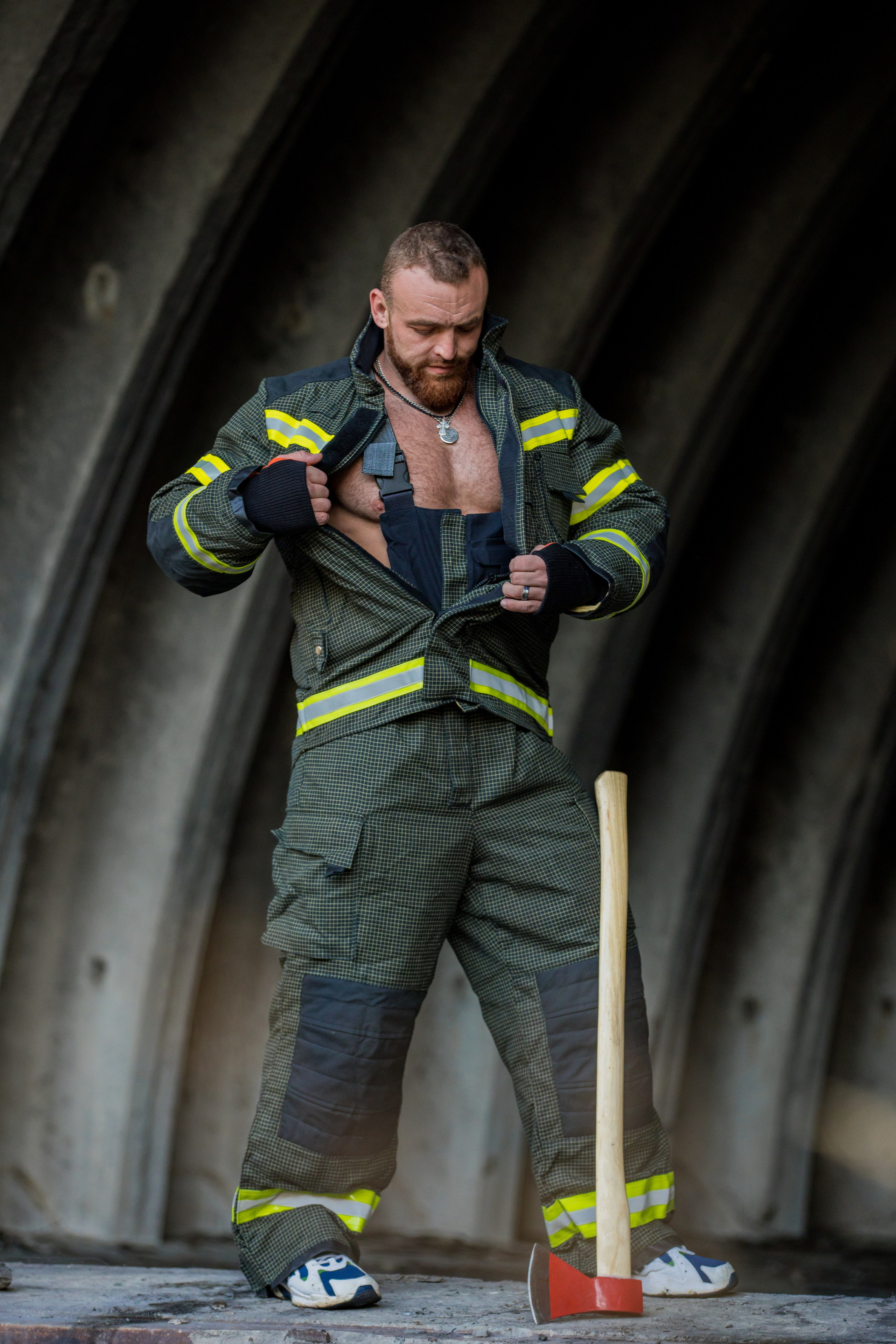 Эстетика мужского тела осень 2023. Фотограф-анималист Юлия Германика