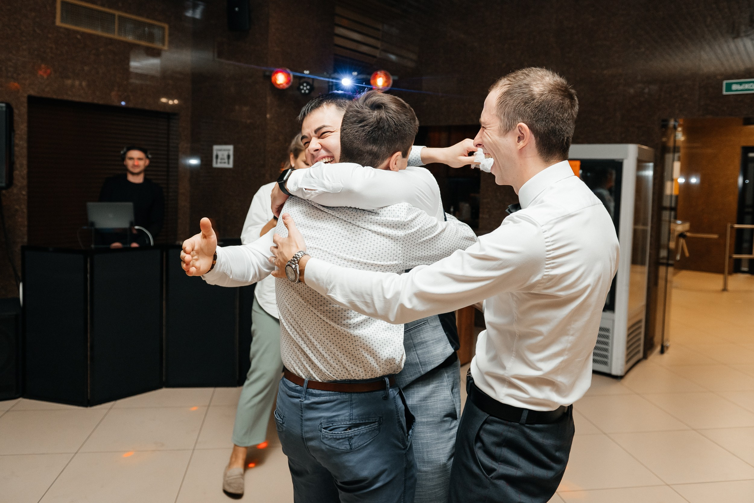 Александр и Владислава. Контент-фотограф Москва репортажный фотограф Настя Профото