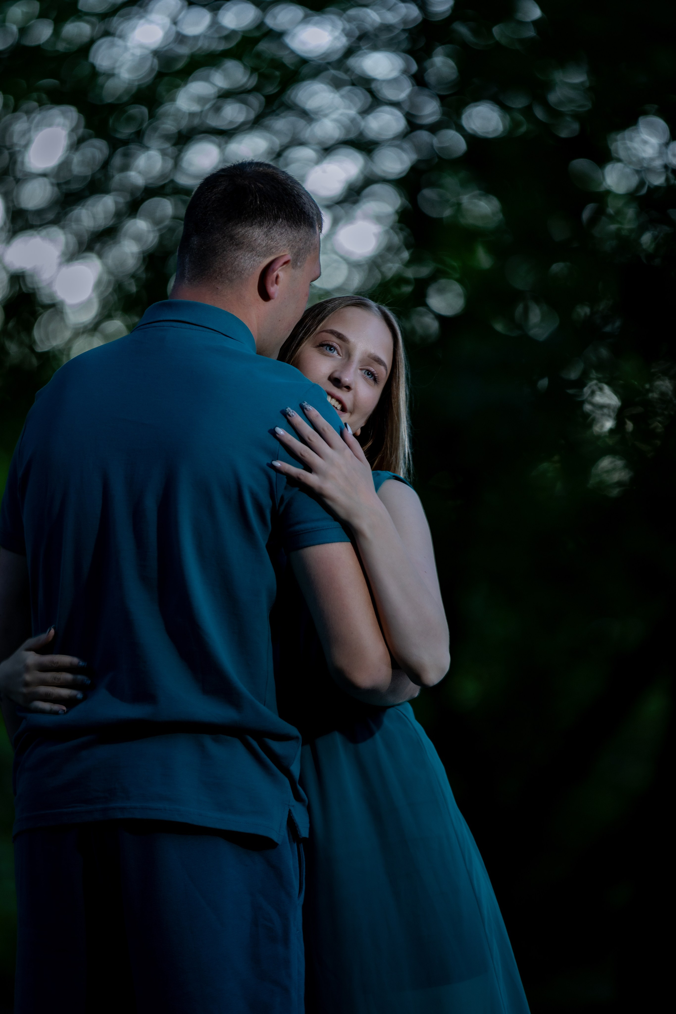 Пара в Измайловском парке. Фотограф в Москве портреты | репортажи | спорт