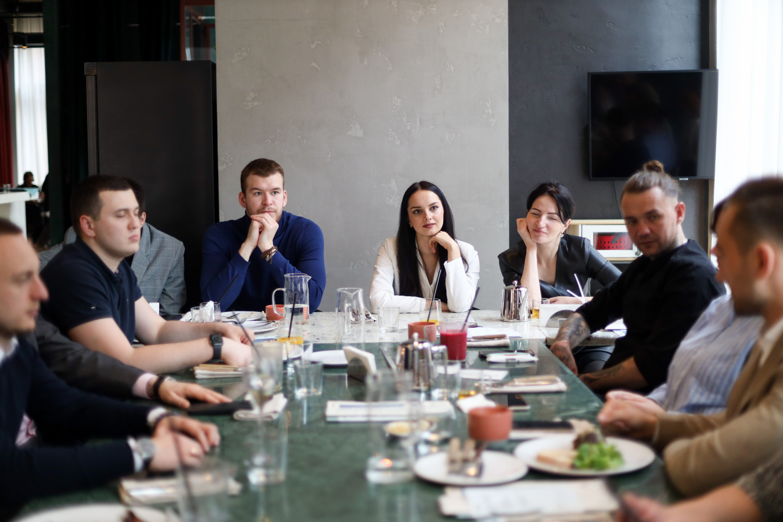 Лабецкий НЕДВИЖЕМОСТЬ. Ужин. Главная
