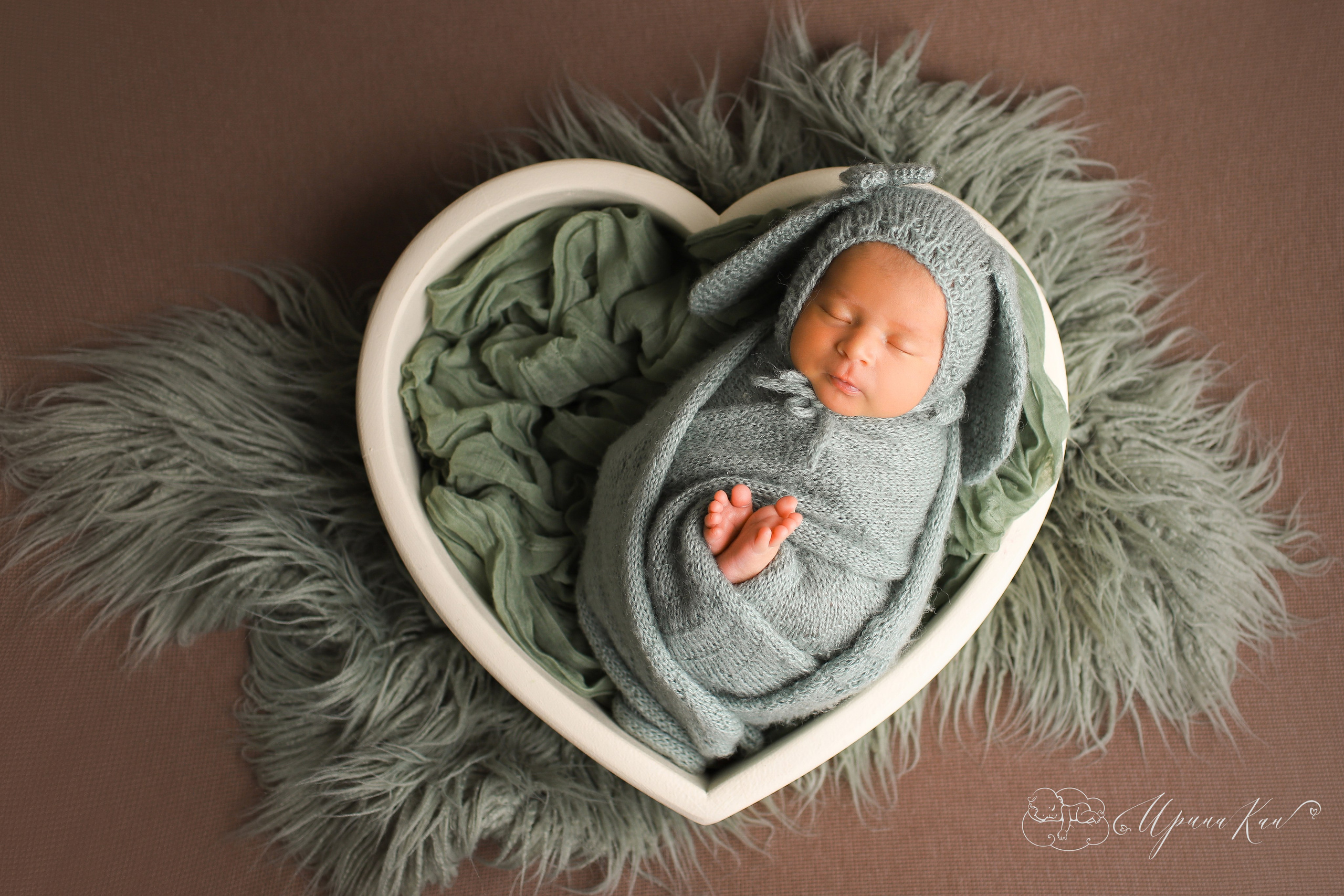 Новорожденная фотосессия для девочек. Ирина Кан Фотограф новорожденных в Екатеринбурге