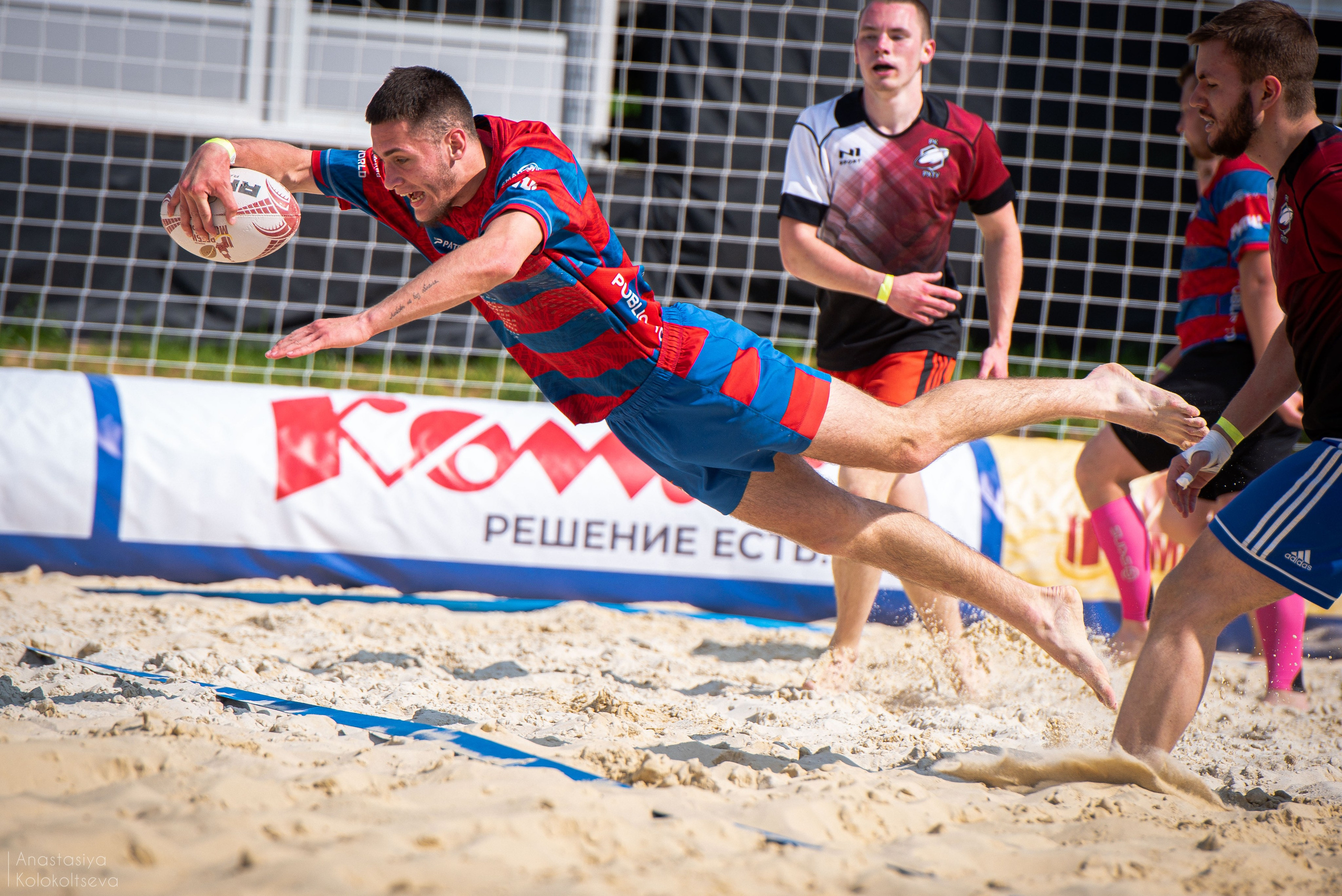 RUGBY. Lisa_krassna
