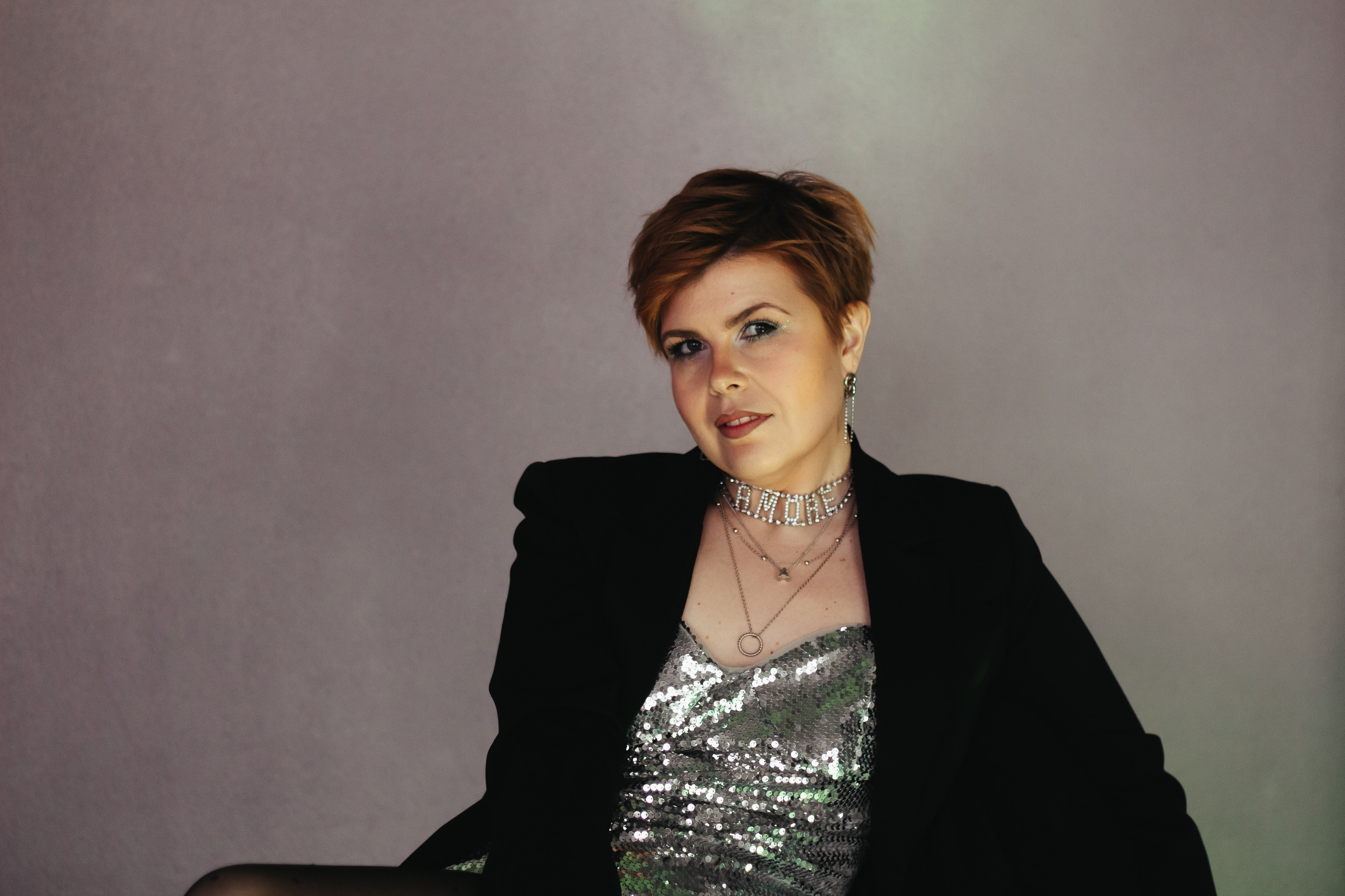 Анастасия. Портрет в студии. Новогодняя фотосессия Екатеринбург. Фотограф в Екатеринбурге Пойгина Елена