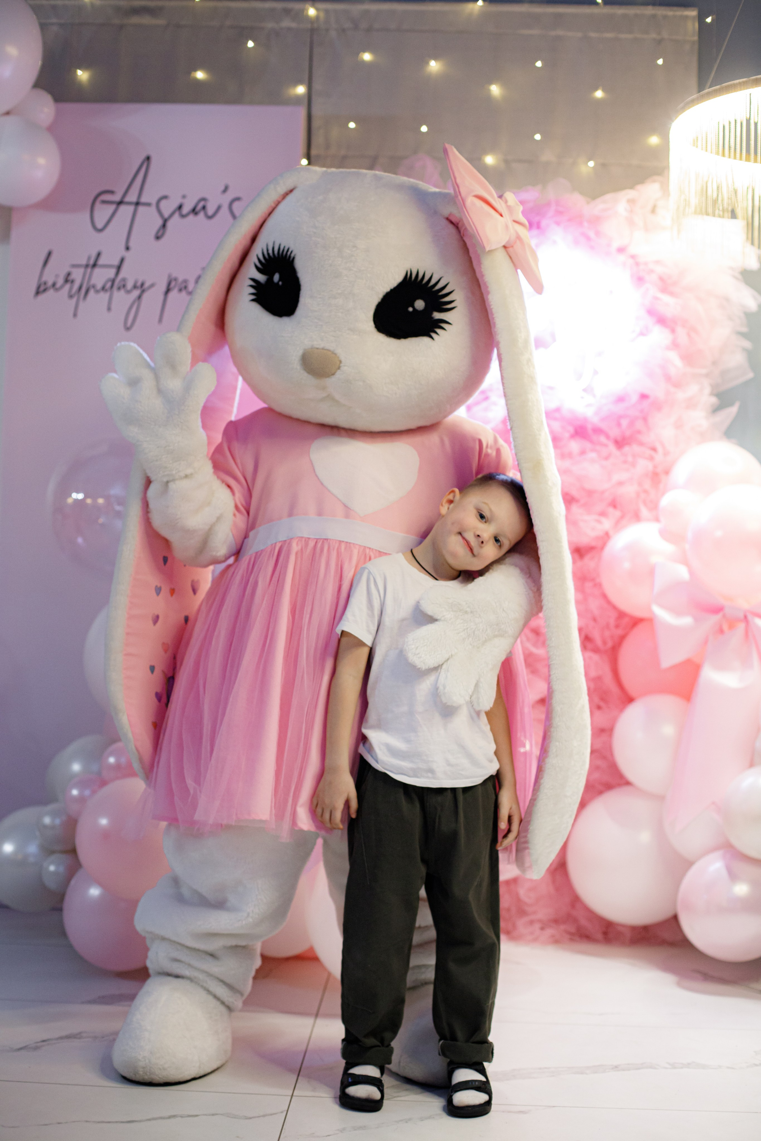 ASIA'S BIRTHDAY PARTY. Photokarish