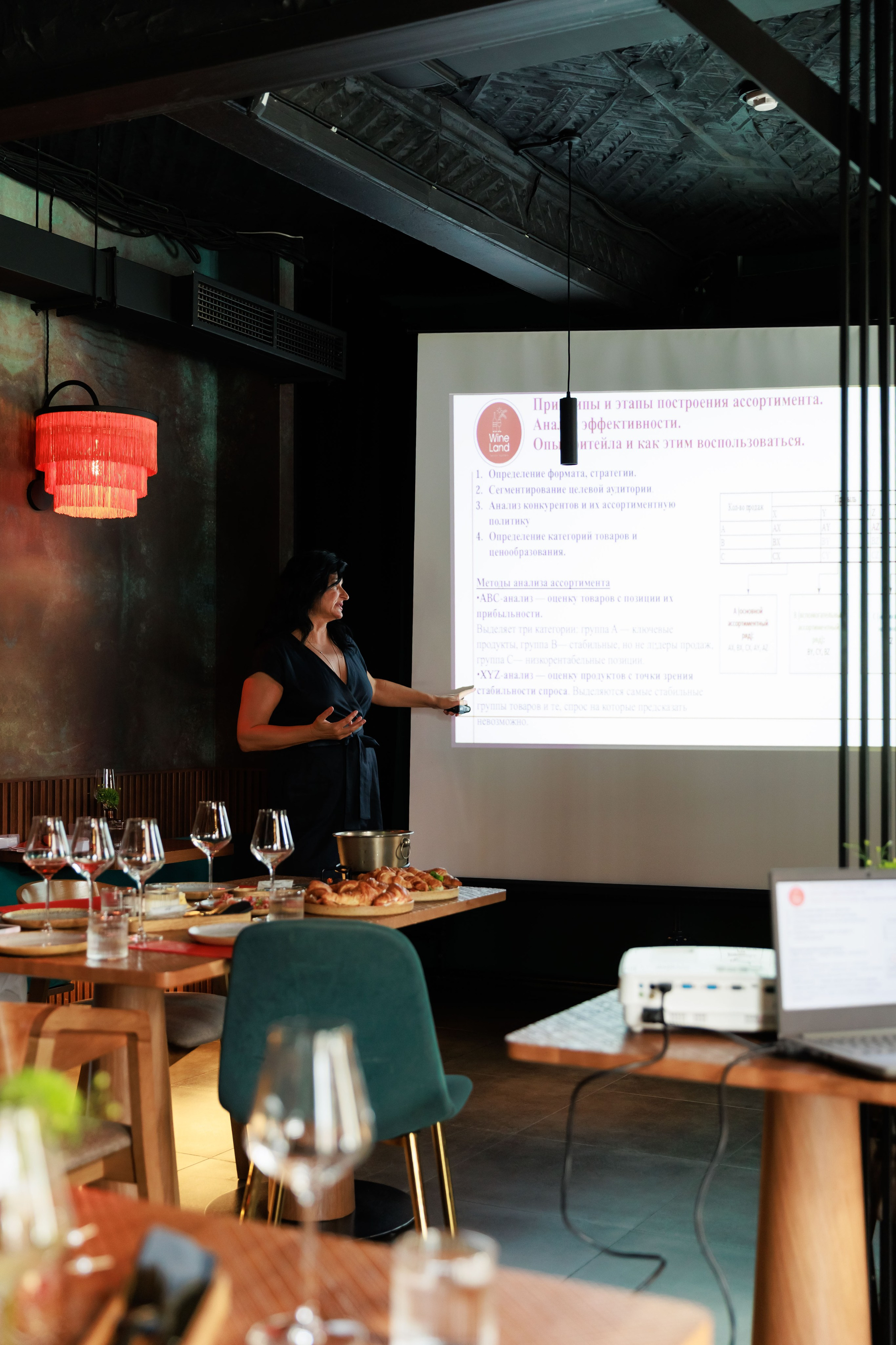 Бизнес завтрак рестораторов. Гастробар TopPoke. Фотограф Новосибирск — Наталья Гресь