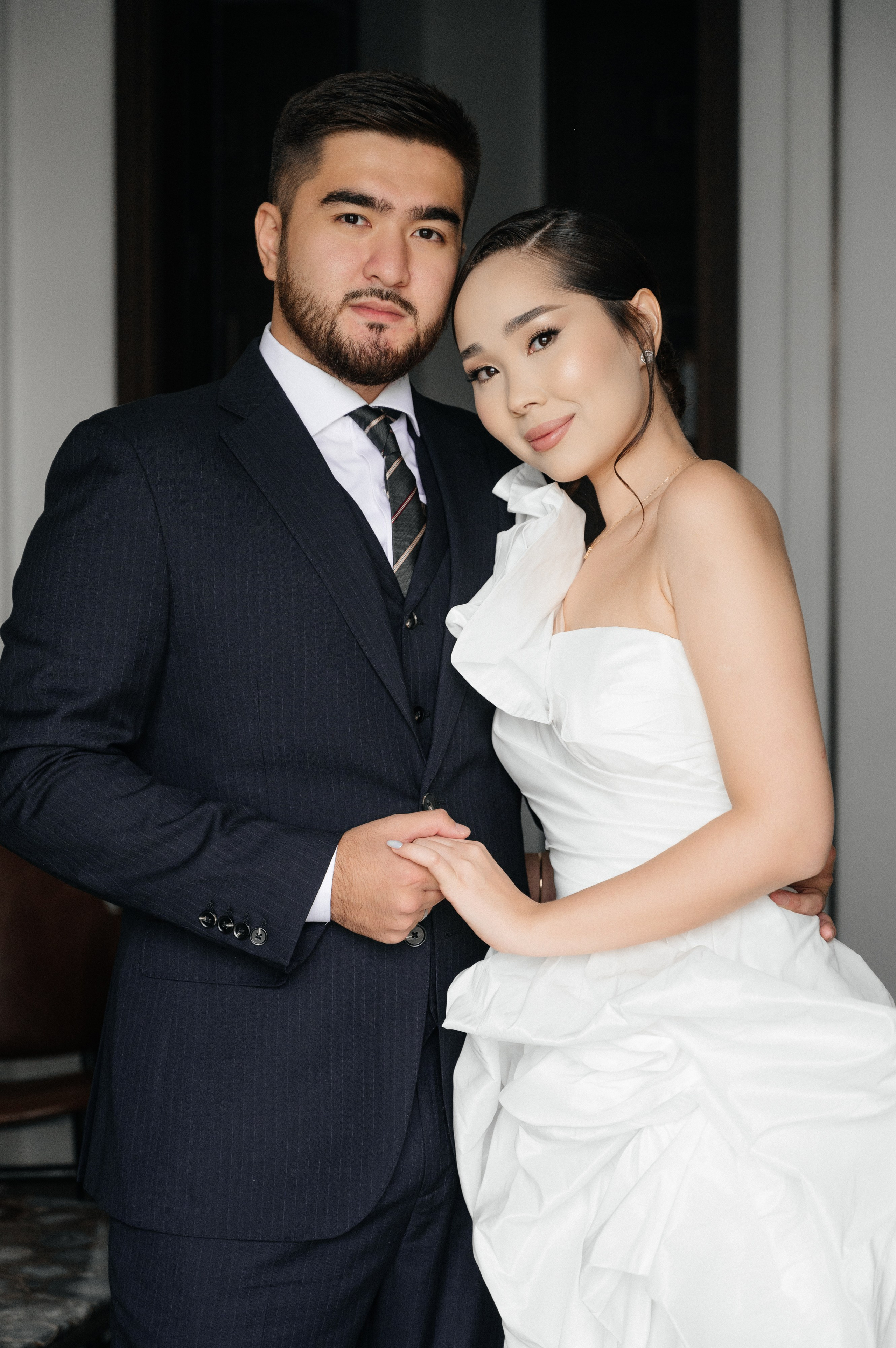 ANEL QYZ UZATU. HOME