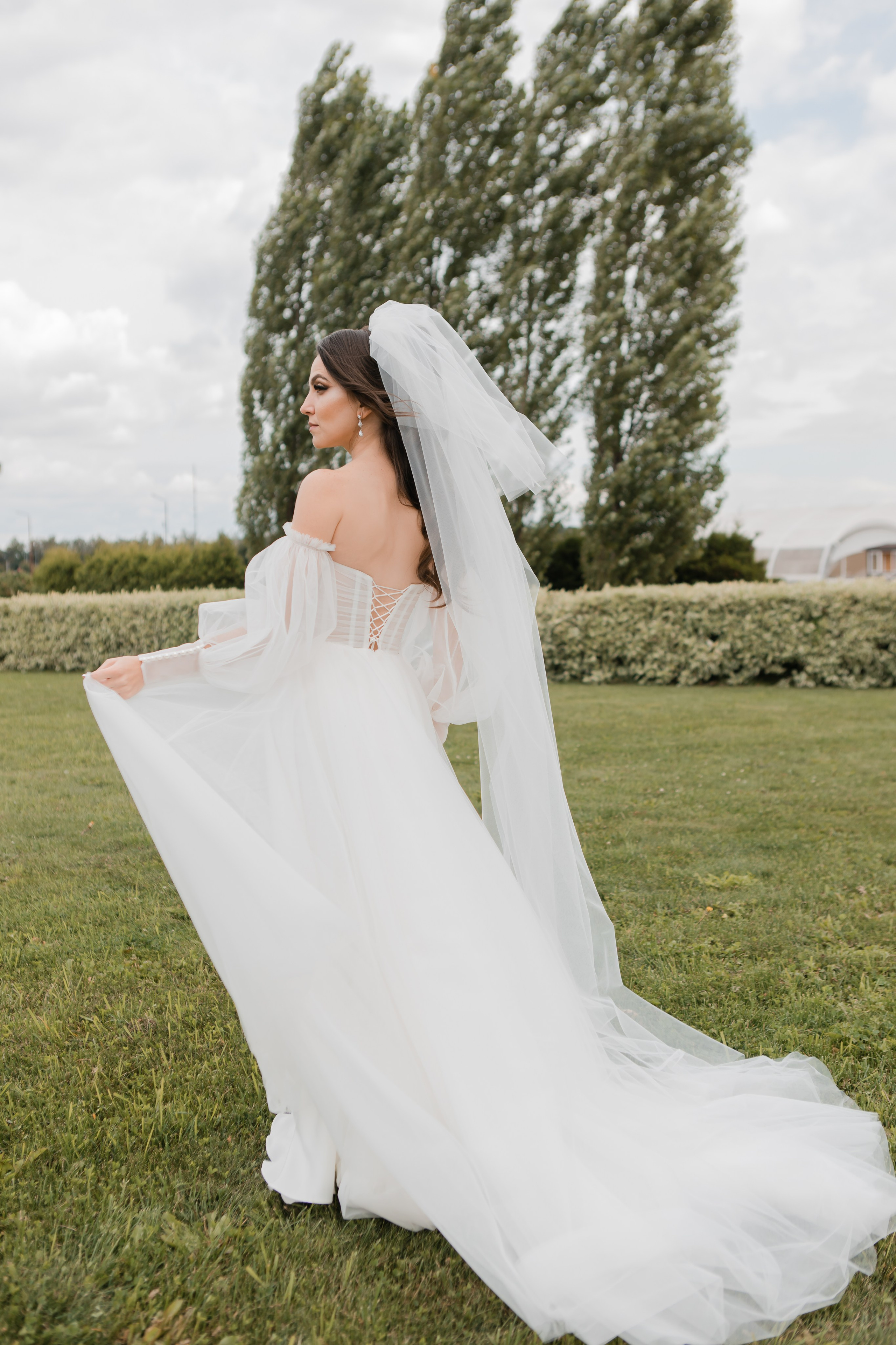 Свадебная фотосессия Сергея и Татьяны. Наша свадебная сказка. Видеосъемка и фотосъемка свадеб. Фотограф и оператор на свадьбу. Видеосъемка подкастов, собственная видео-фотостудии. Предметная фотосъемка