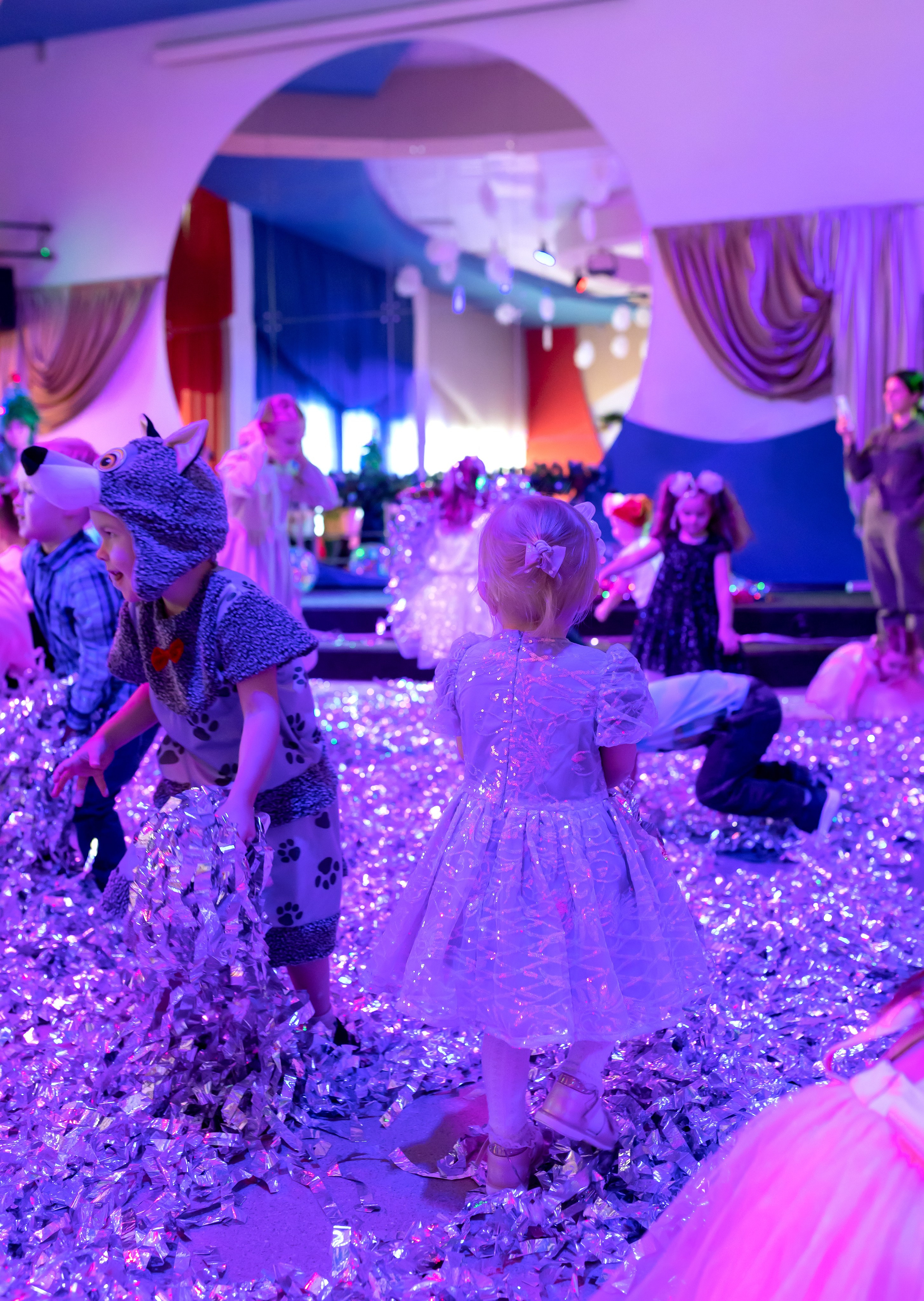 Утренник в ДОФ 04.01.25. Ольга Смирнова юрист, фотограф