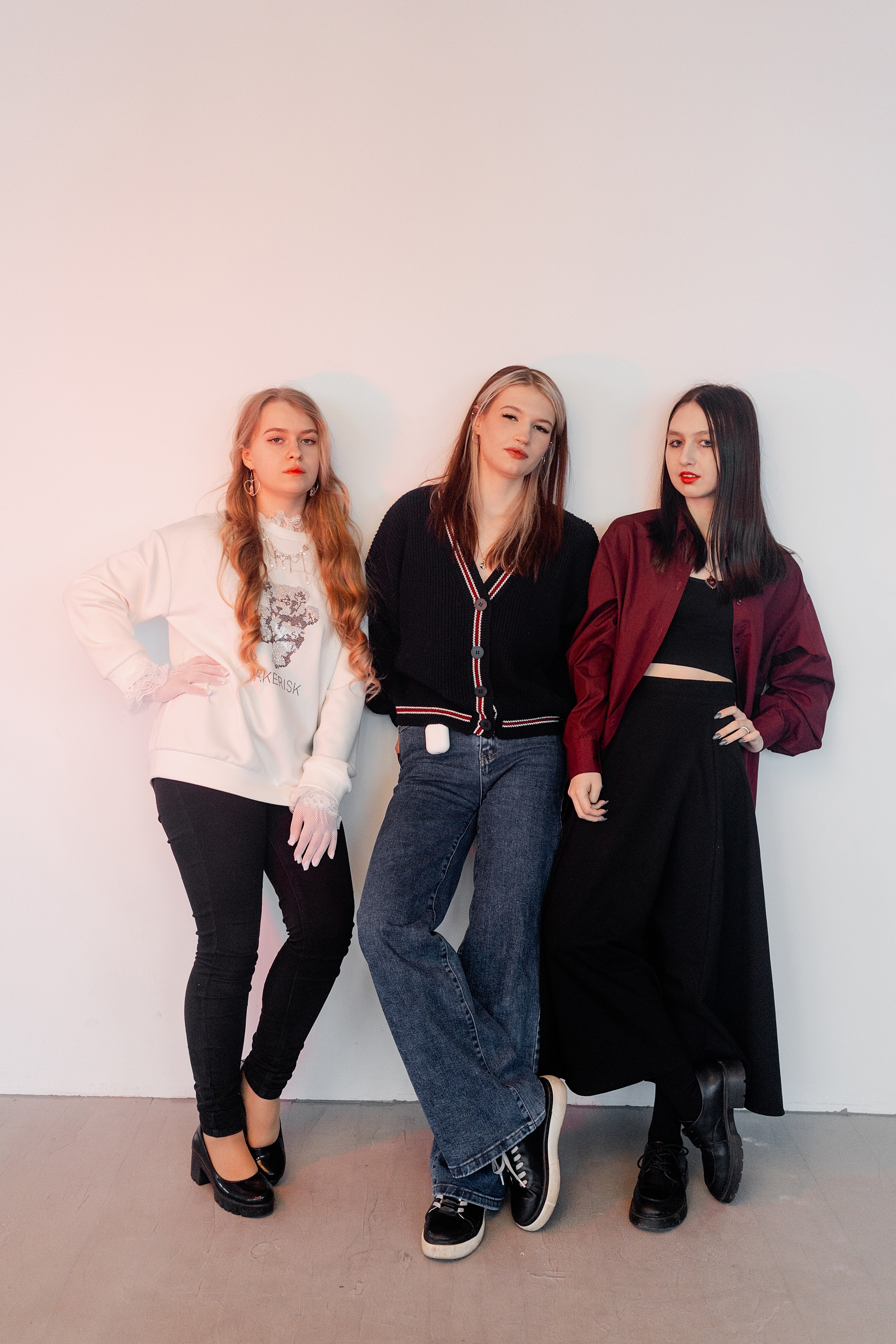 11 класс Студия. Фотограф Софья Володкина