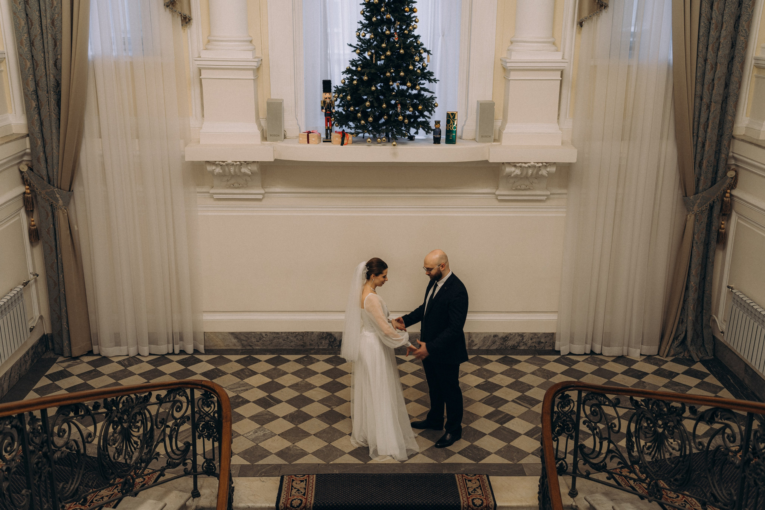 СВАДЕБНАЯ СЬЕМКА ВО ВТОРОМ ДВОРЦЕ (ДЕКАБРЬ) ТАКЖЕ СЬЕМКА В СТУДИИ НА ЧЕРНЫШЕВСКОЙ. Профессиональный фотограф, Санкт-Петербург — Виктория Богомолова