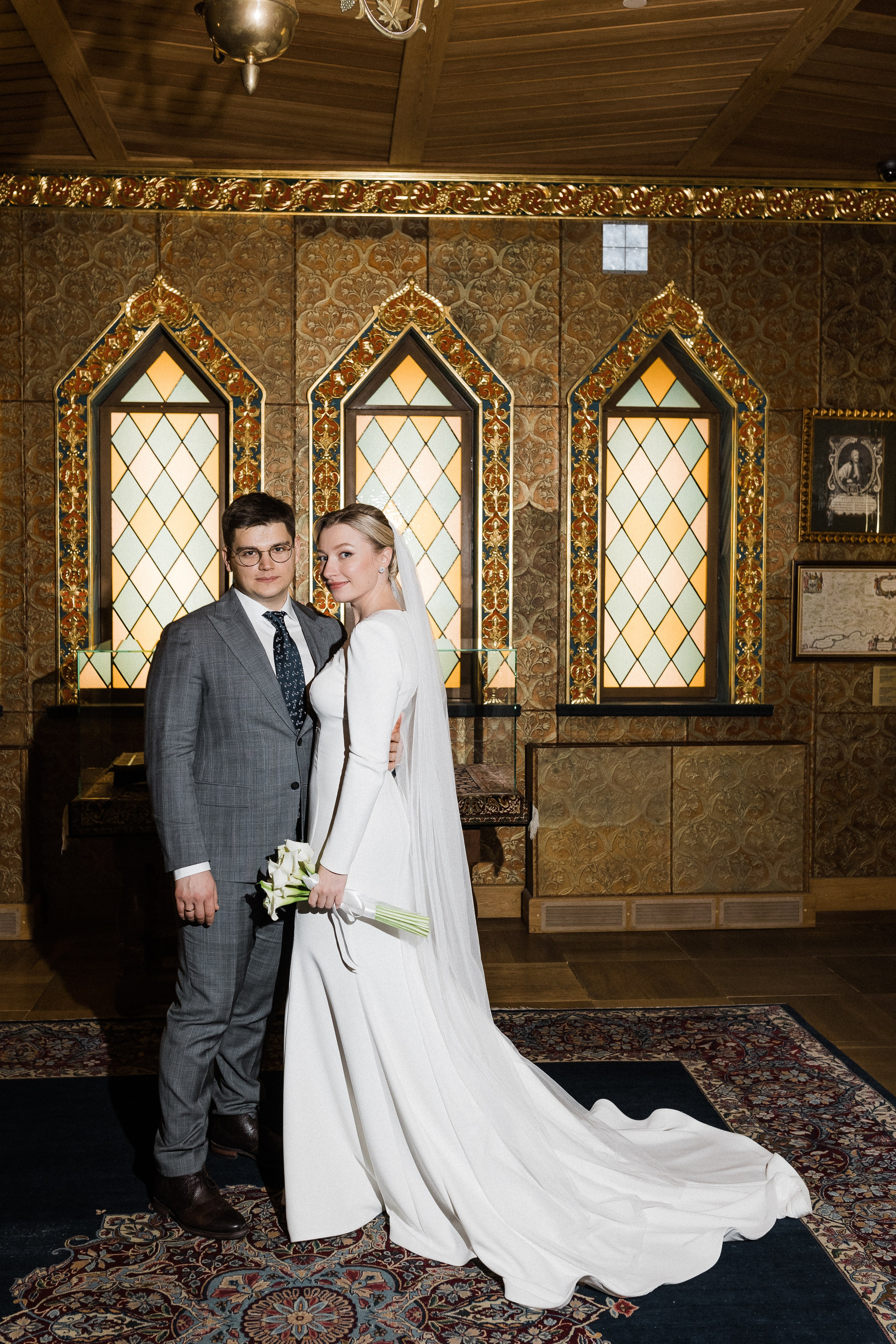 Свадебная фотосессия в Коломенском. Дворец царя Алексея Михайловича. Свадебный фотограф в Москве Мария Крош